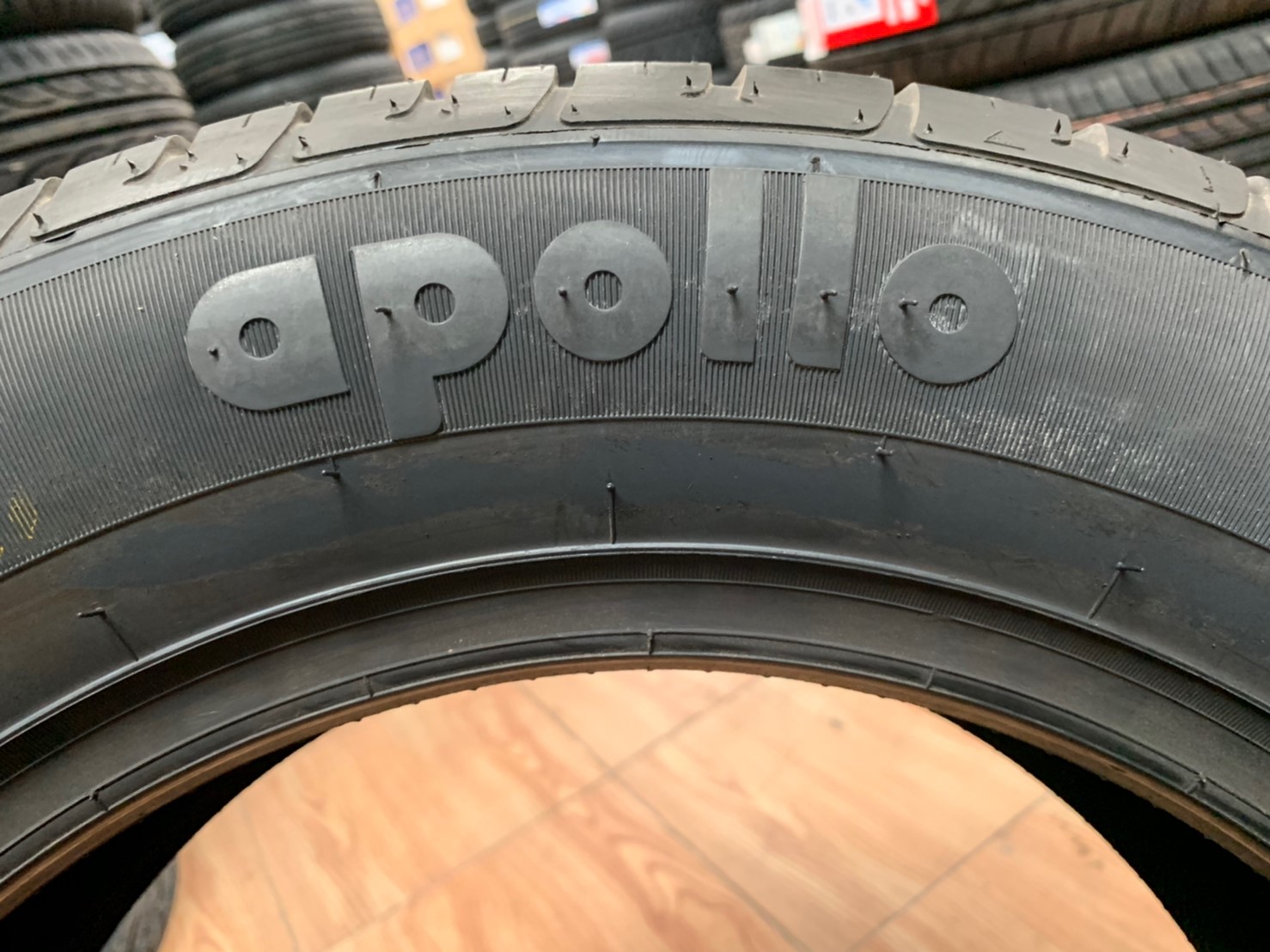 ยางใหม่ Apollo Amazer3G Maxx 185/65R15 ยางผลิตปี2018 พร้อมติดตั้งฟรี