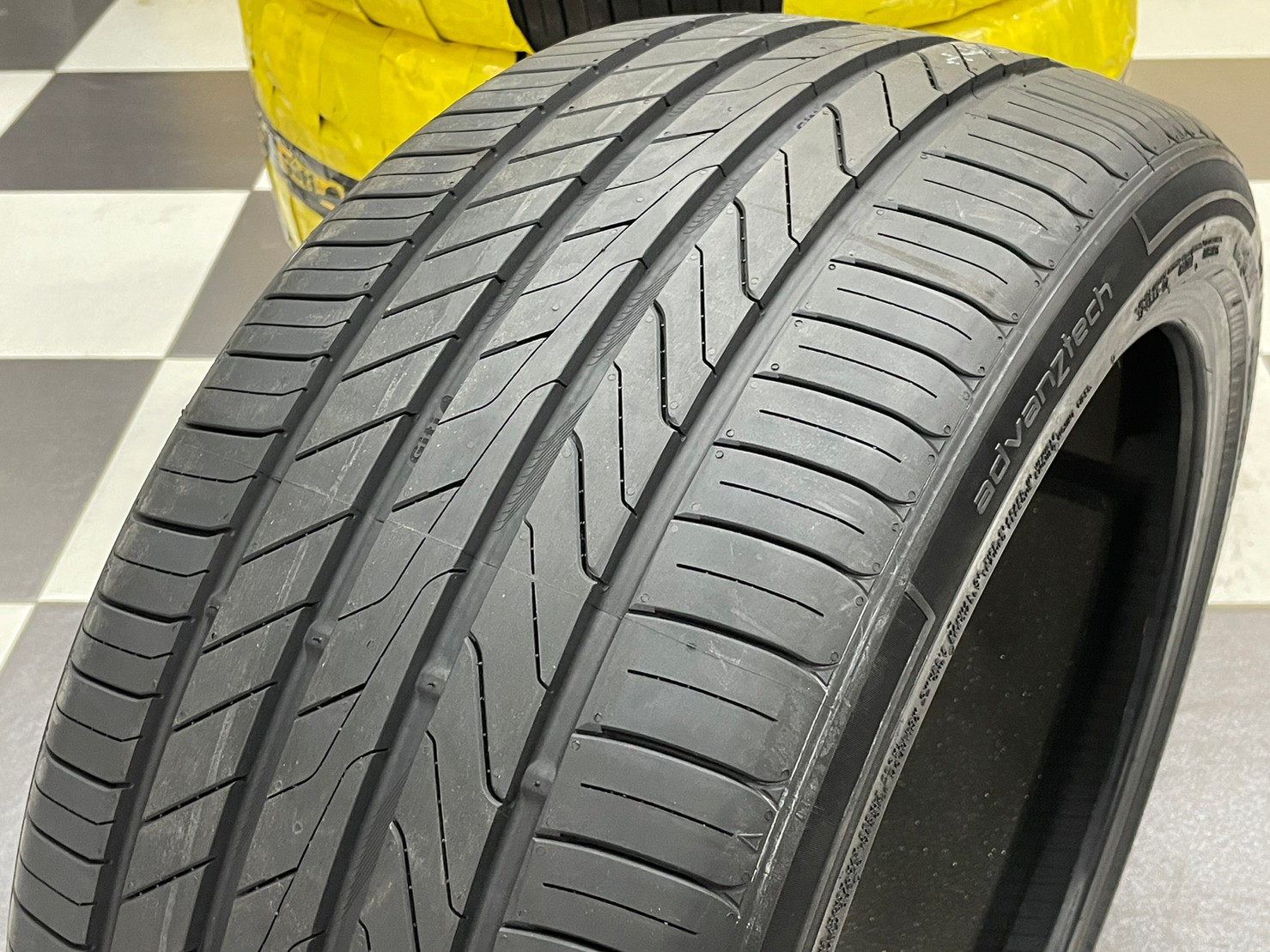 Giti Control P10 255/40R20 ยางใหม่ปี2023 #ยางเทคโนโลยีฟองน้ำ