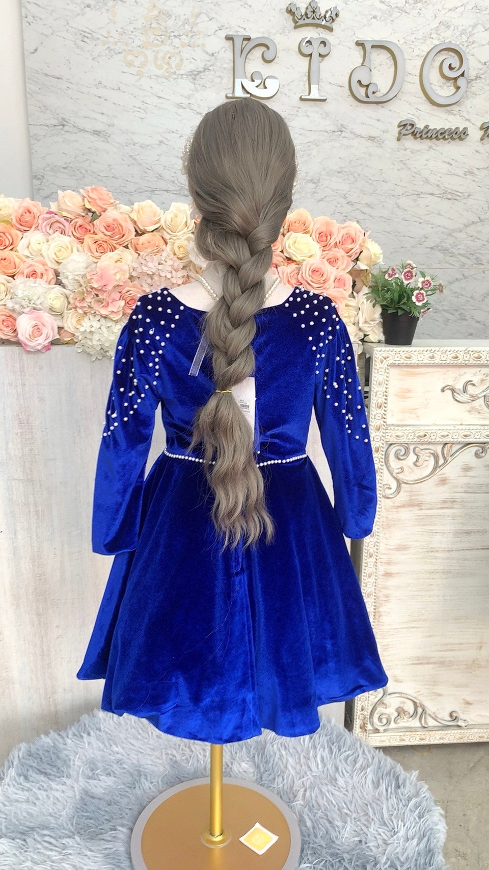 ชุดราตรีเด็ก(หน้าร้านอยู่รัชดา ลองได้ถ่ายรูปเองจากชุดจริง)W18979 สีเขียว ผ้ากำมะหยี่ แขนยาว สวยเรียบหรู