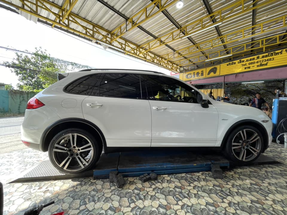 🚗#PORSCHE_CAYENNE🛞 🛞#ยางจีที #ยางสปอร์ตสมรรถนะการขับขี่สูง 🛞 ติดตั้งเปลี่ยนยาง 🛞#Giti_SportS2 295/35R21