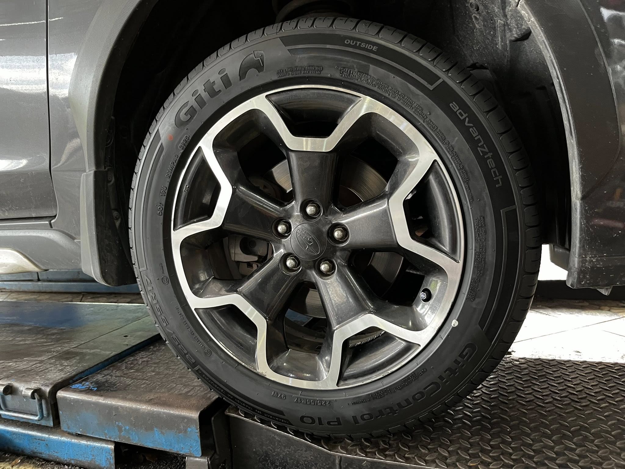 SUBARU_XV 🛞🐘#GITI_ControlP10_225/55R18