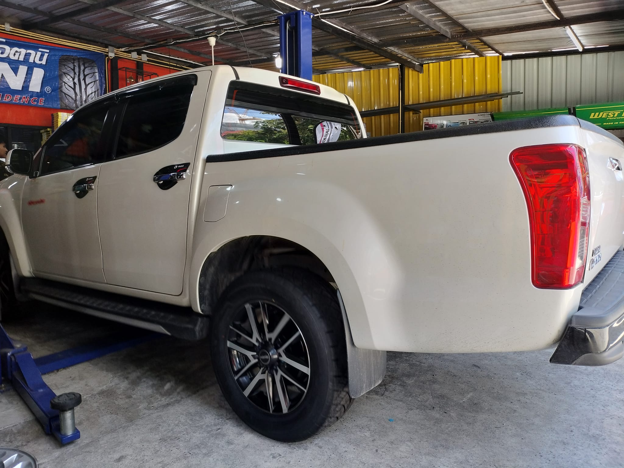 #ISUZU_DMAX #LENSO_D1SP_265/60R18