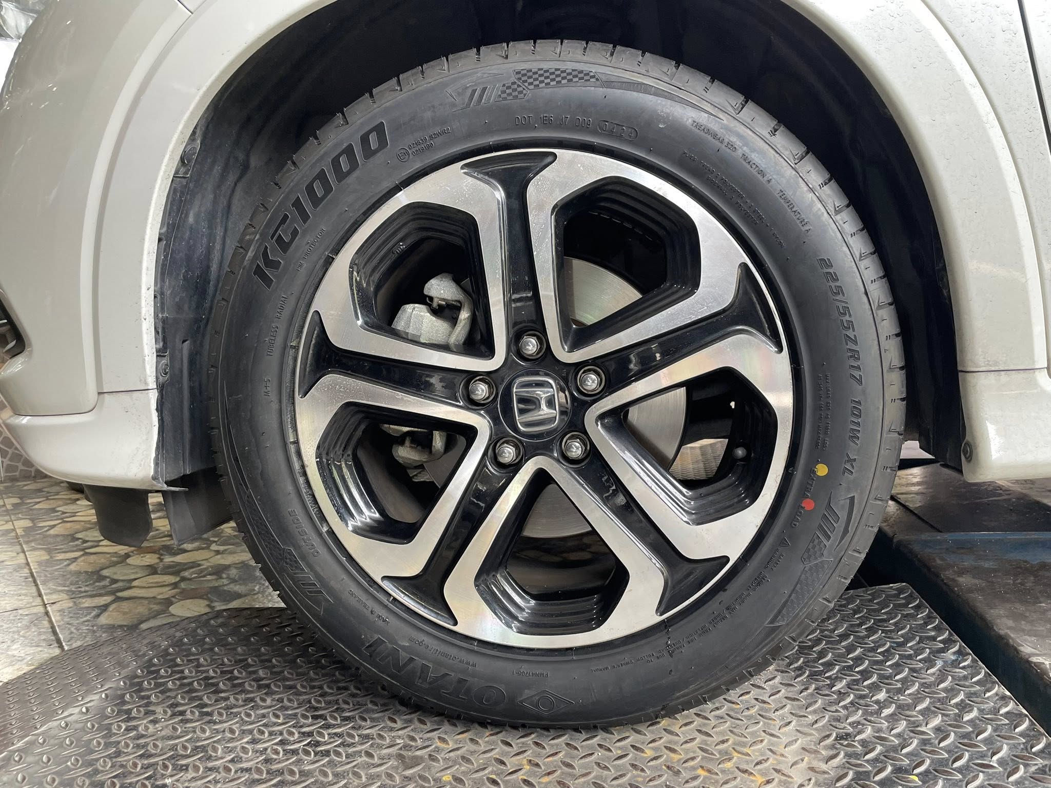 HONDA_HRV 🚘เปลี่ยนยาง 🛞🐘#OTANI_KC1000_225/55R17