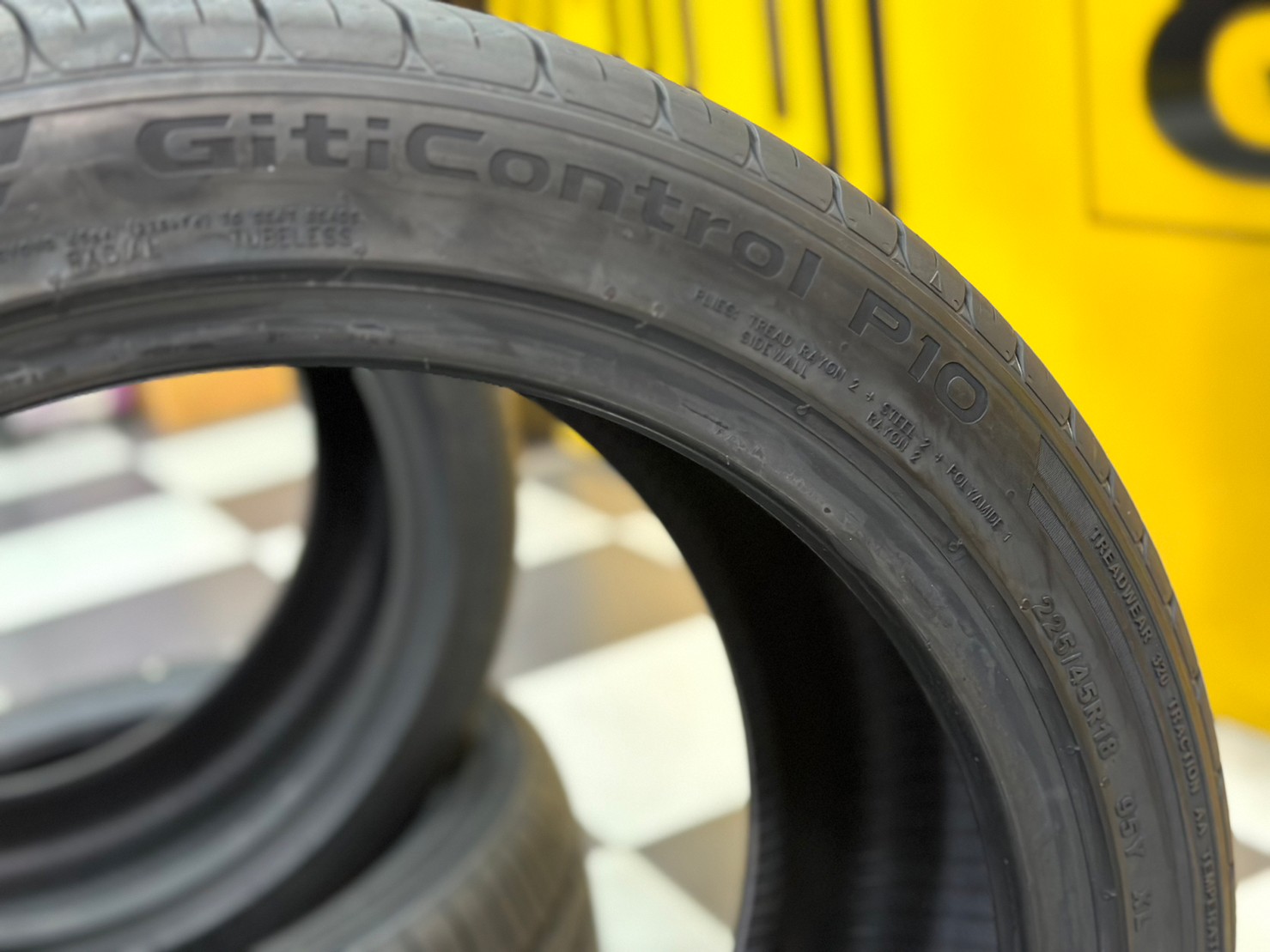 GITI Runflat ยางจีที รันแฟลต GITI Control P10 225/45RF18 GITI Control P10 245/40RF18