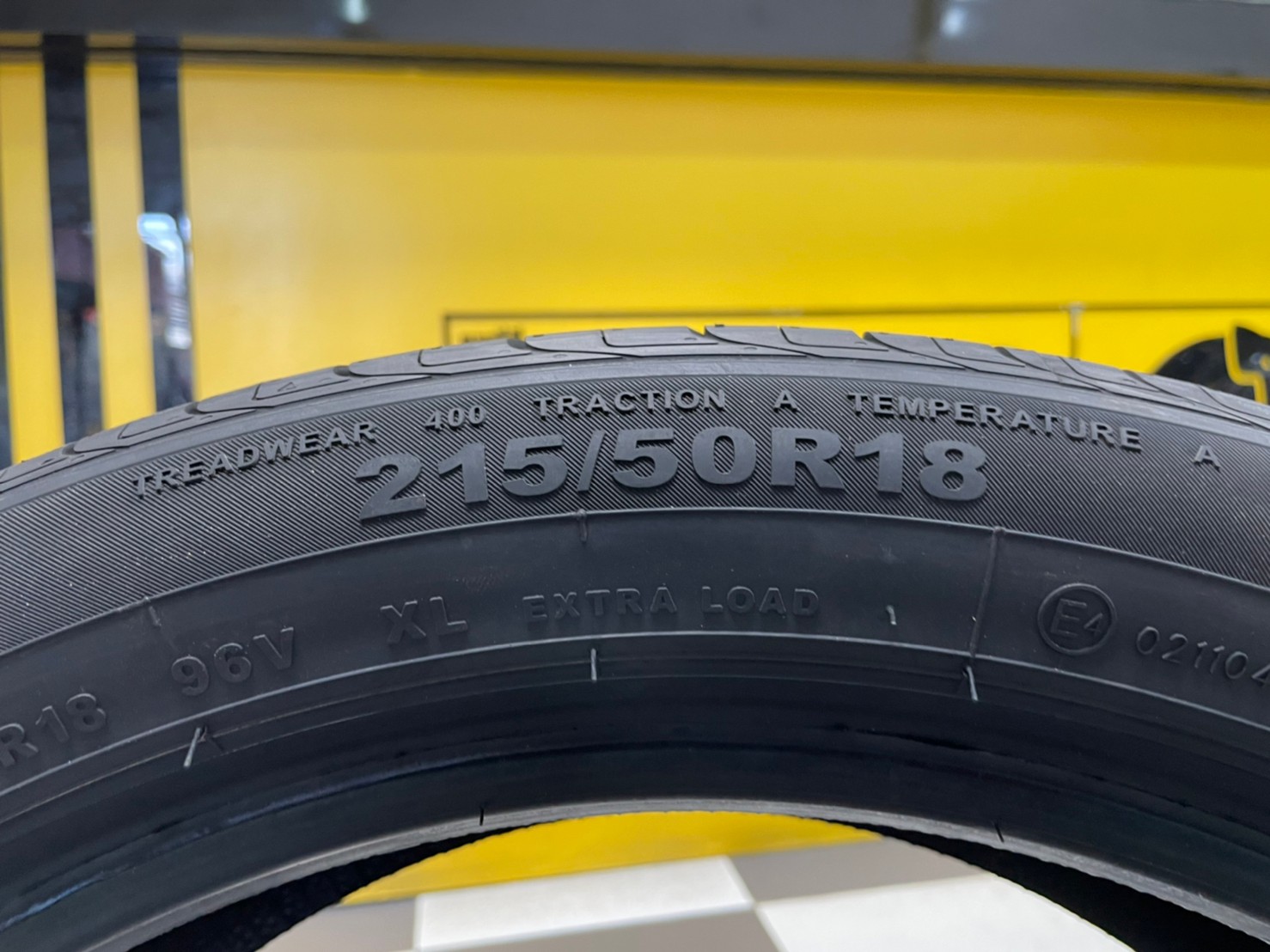 ยางใหม่ GITI Comfort225v1 215/50R18 ยางใหม่ปี2022 ราคาโปรโมชั่นพิเศษ พร้อมติดตั้งฟรี