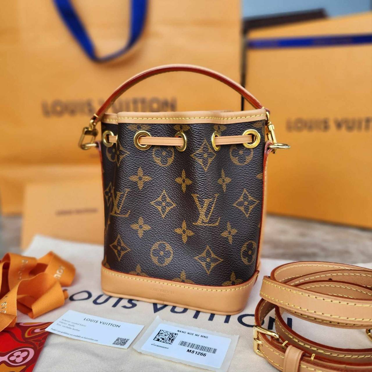 กระเป๋าLVรุ่น Nano Noé มือสอง รุ่นใหม่ สายถอดได้