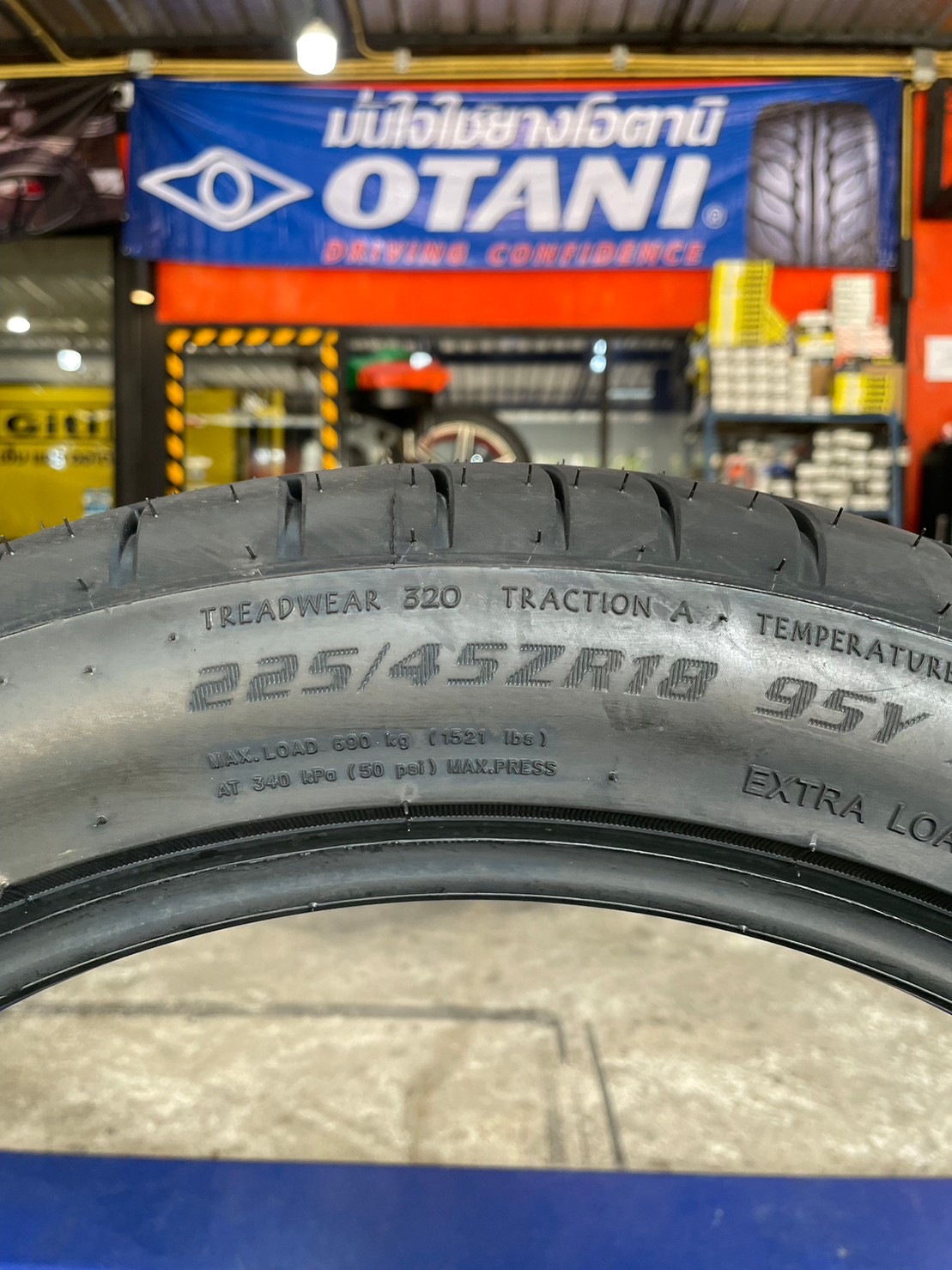 OTANI KC2000 225/45R18 ยางใหม่ปี2023