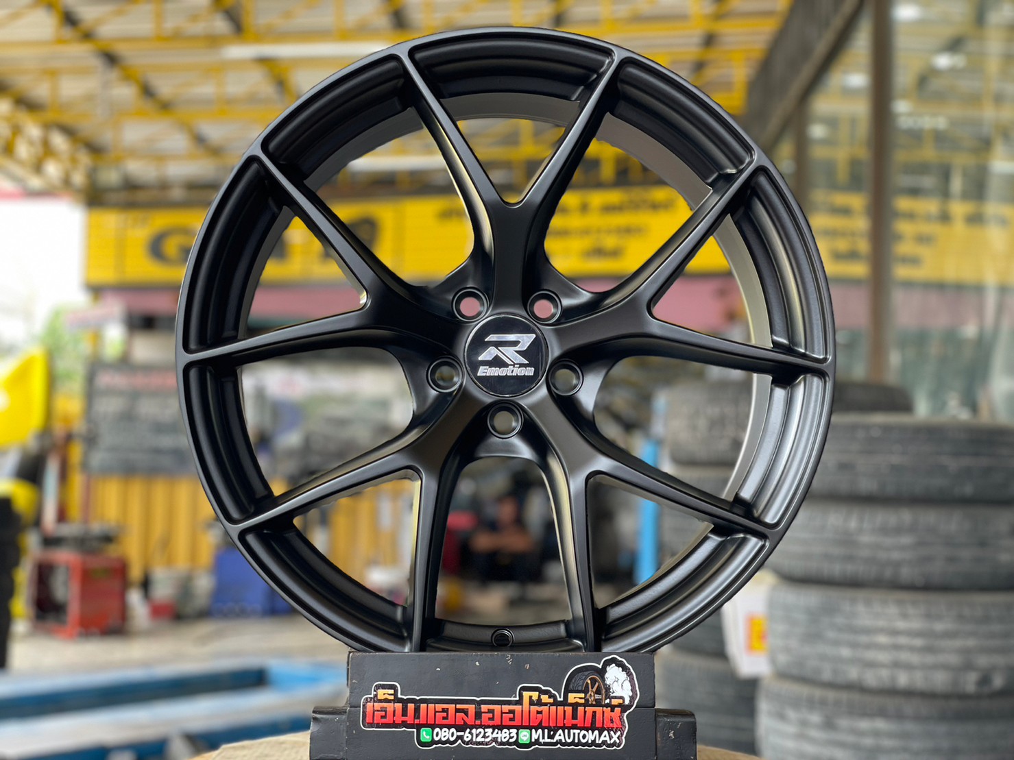 ล้อแม็ก EmotionR รุ่น FRE ขอบ 18x8 ET35 PCD 5x100 สีดำ