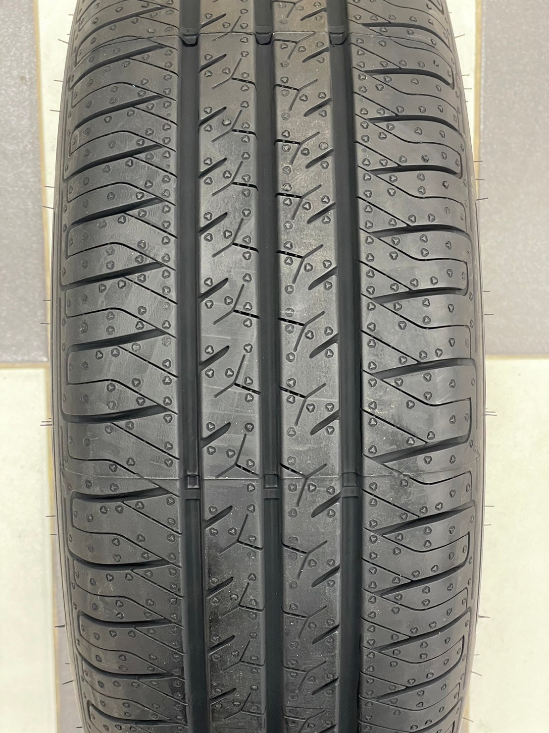 #GOODYEAR Assurance DuraPlus 2 185/60R15 ยางใหม่ปี2024