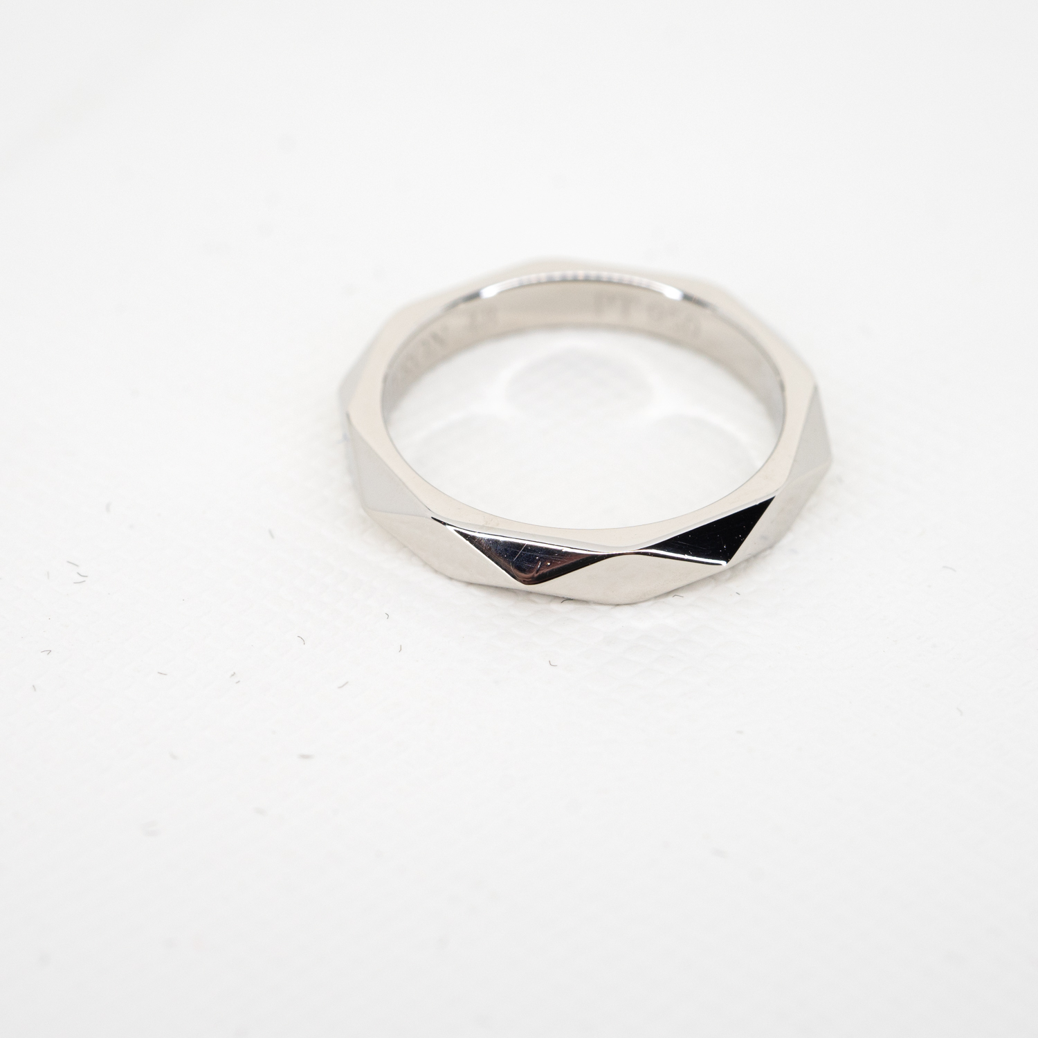 แหวน Boucheron Facette Band Platinum950 ไซส์ 48# (Used) +กล่องและการ์ด