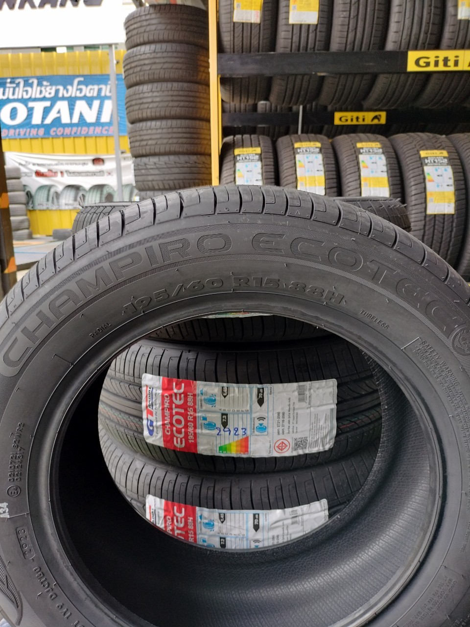 #GT Radial Champiro Ecotec 195/60R15 ยางใหม่ปี2023 ราคาโปรโมชั่น(4เส้น)