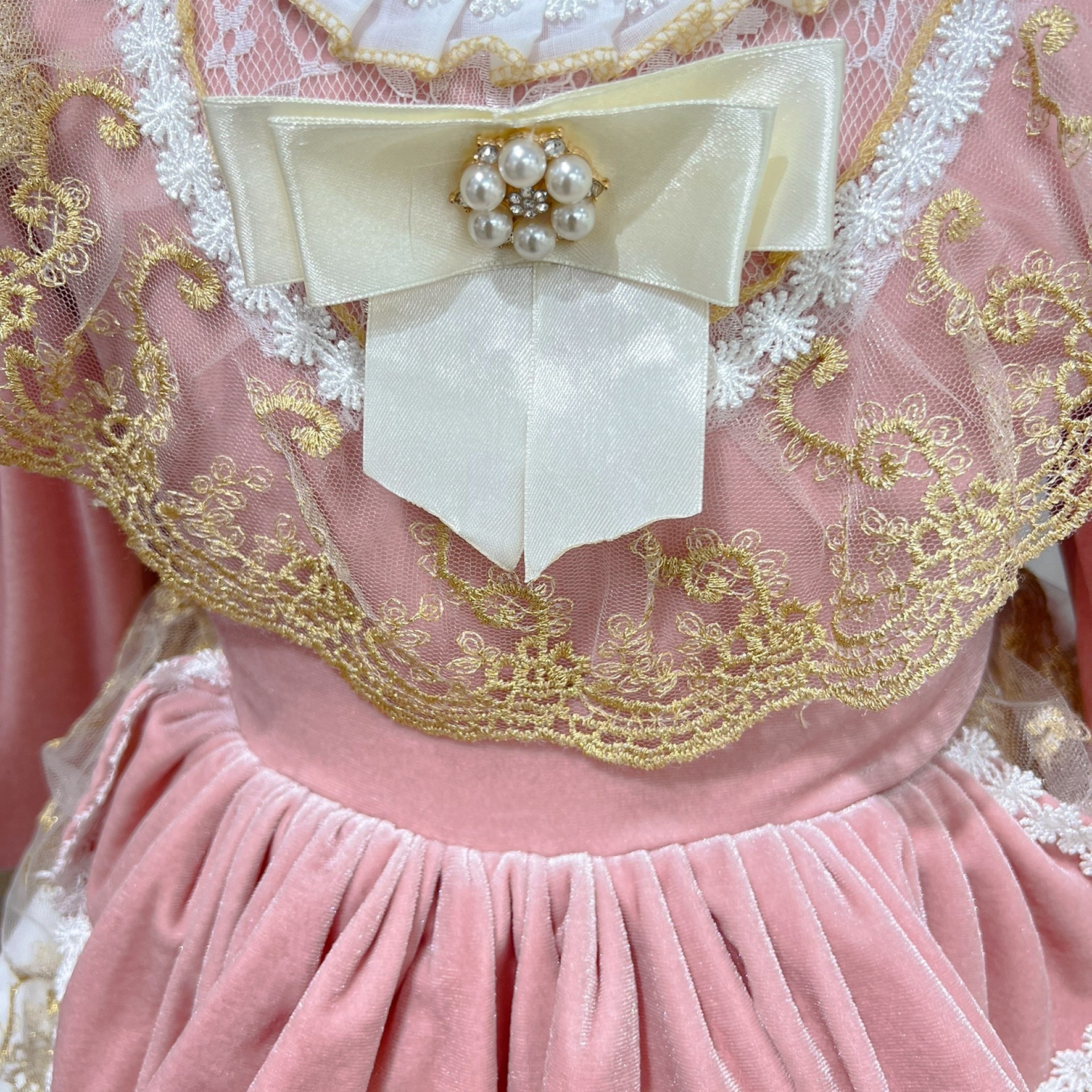 ชุดเดรสเด็ก(หน้าร้านอยู่รัชดา ลองได้ถ่ายรูปจากชุดจริง)W18405สีโอรส กระโปรงสั้น แขนยาว ลุคลูกคุณหนูหวานๆ