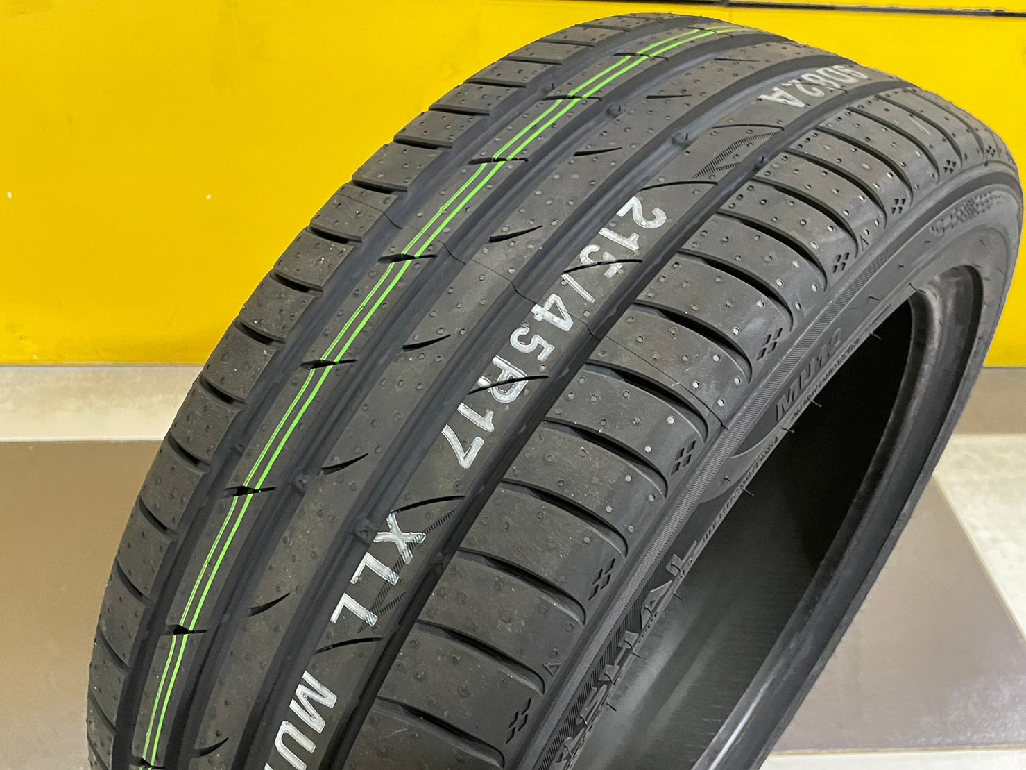 MARSHAL MU12 215/45R17 ยางใหม่ปี2023