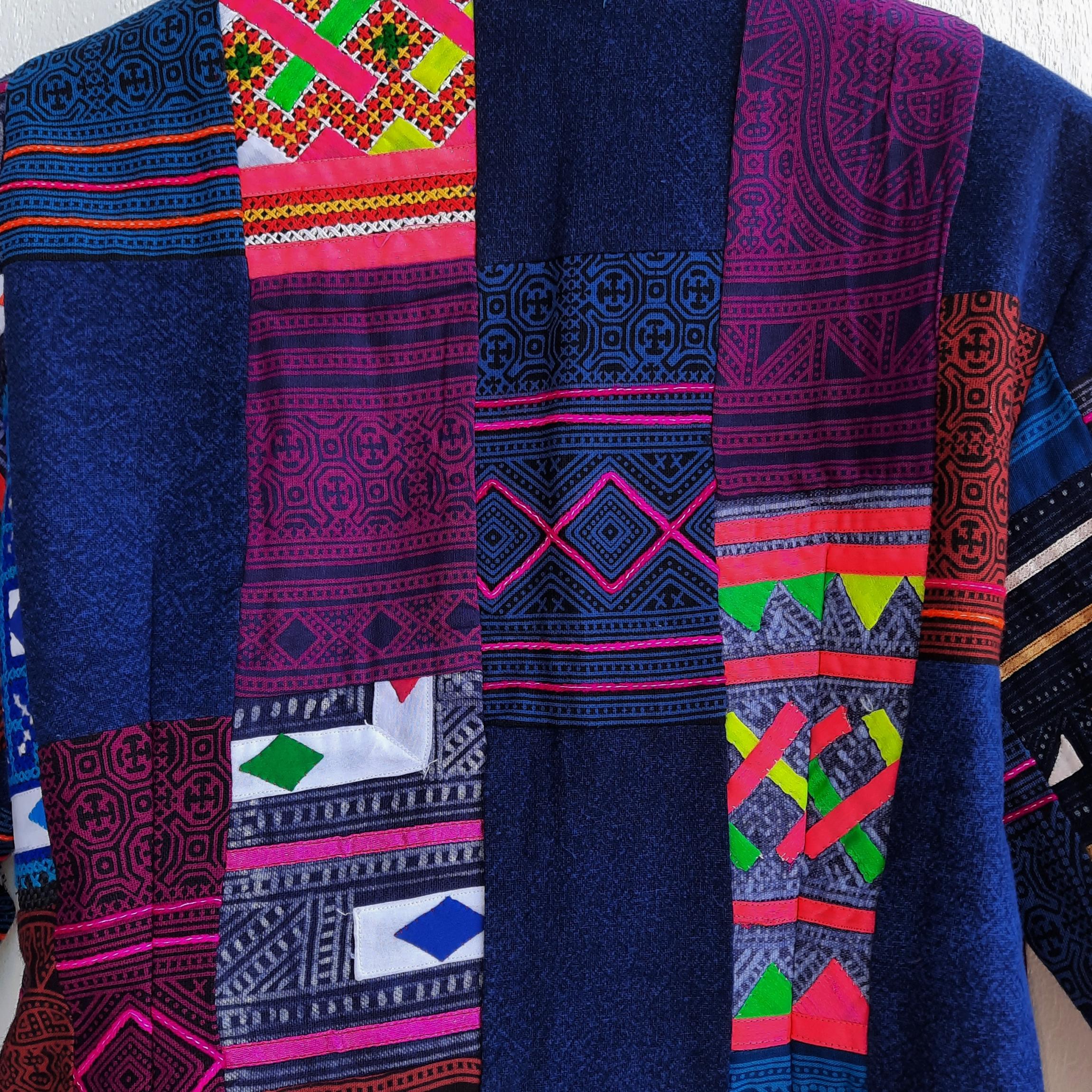 เสื้อคลุมผ้าต่อ ผ้าชาวเขาลายสวย+ปักมือ