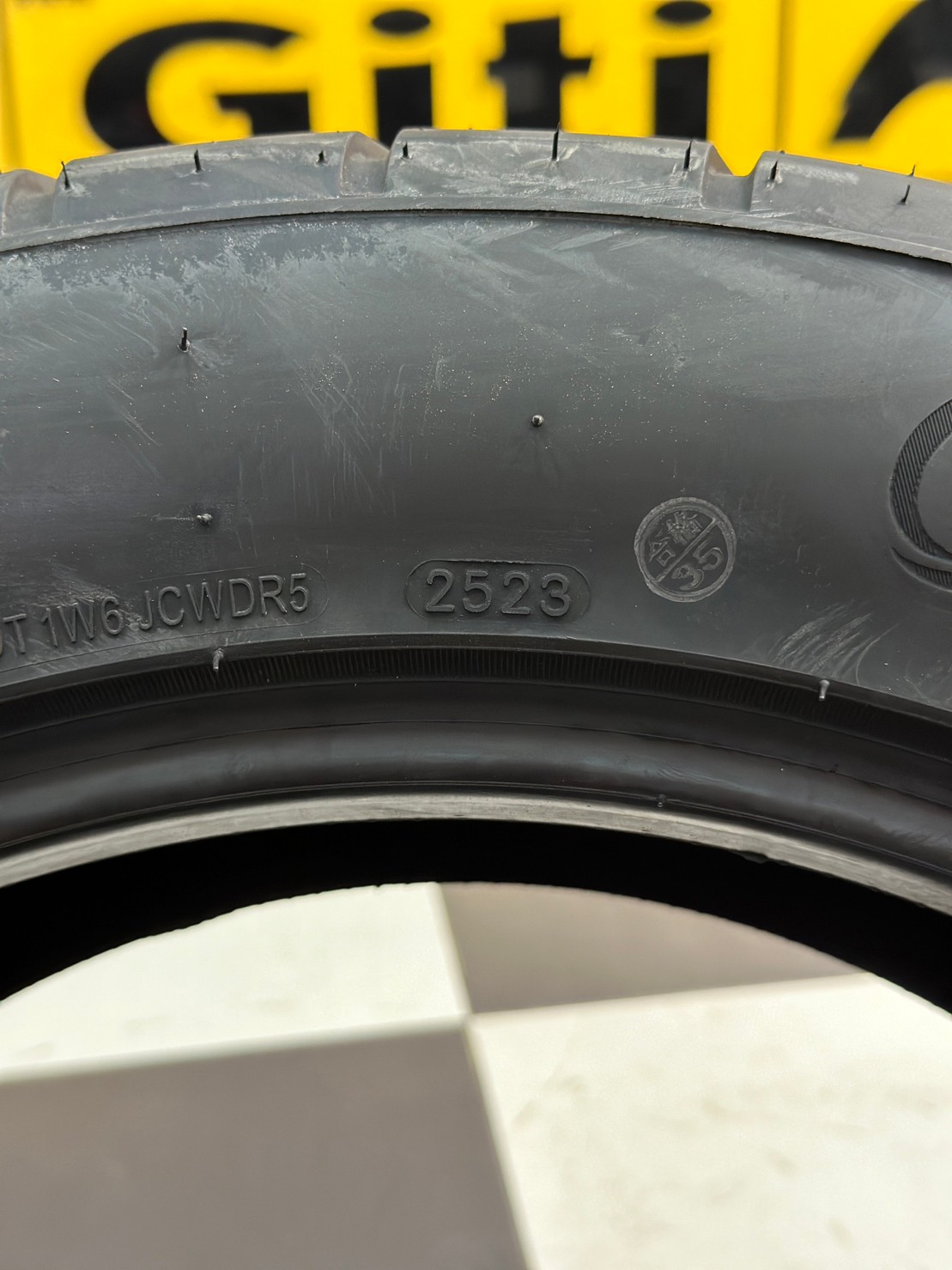 265/50R20 ยางใหม่SEVEN TIRE RS-7 ยางลายซิ่ง นุ่มหนึบ ยางใหม่ปี2023