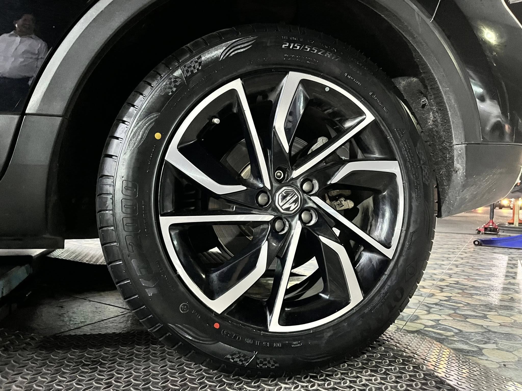 MG_ZS🚘เปลี่ยนยาง 🛞🐘#OTANI_KC2000 215/55R17