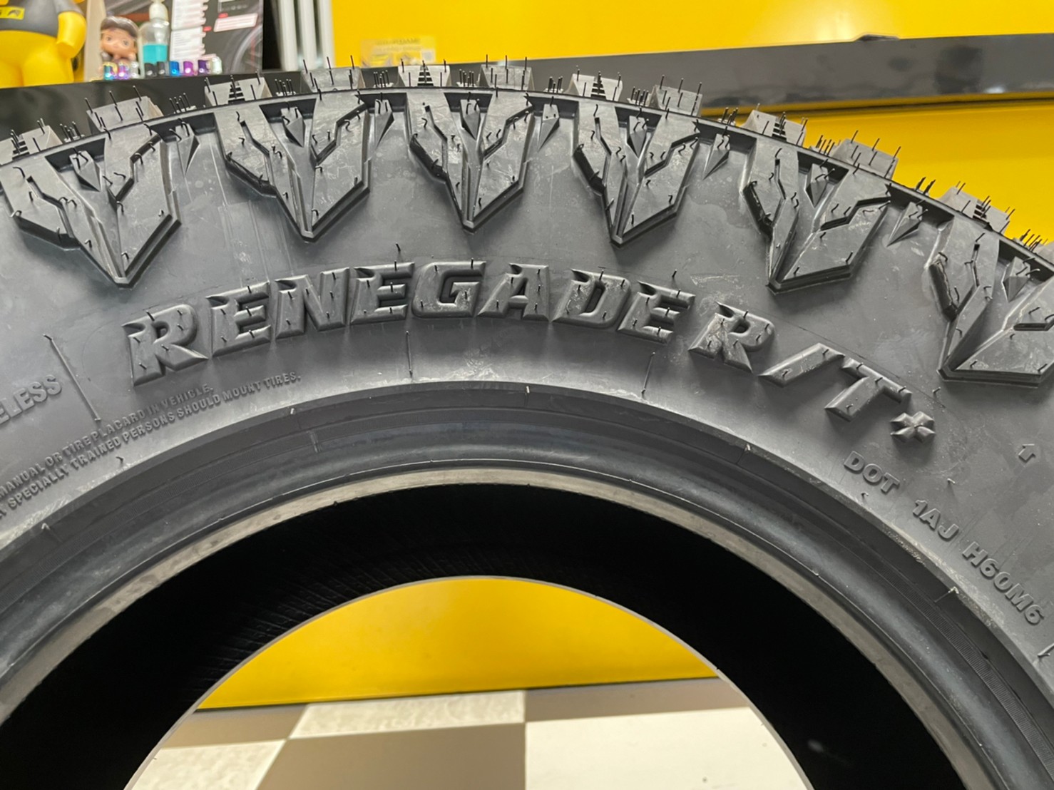 265/75R16 ยาง RADAR Renegade M/T ยางใหม่ปี2022