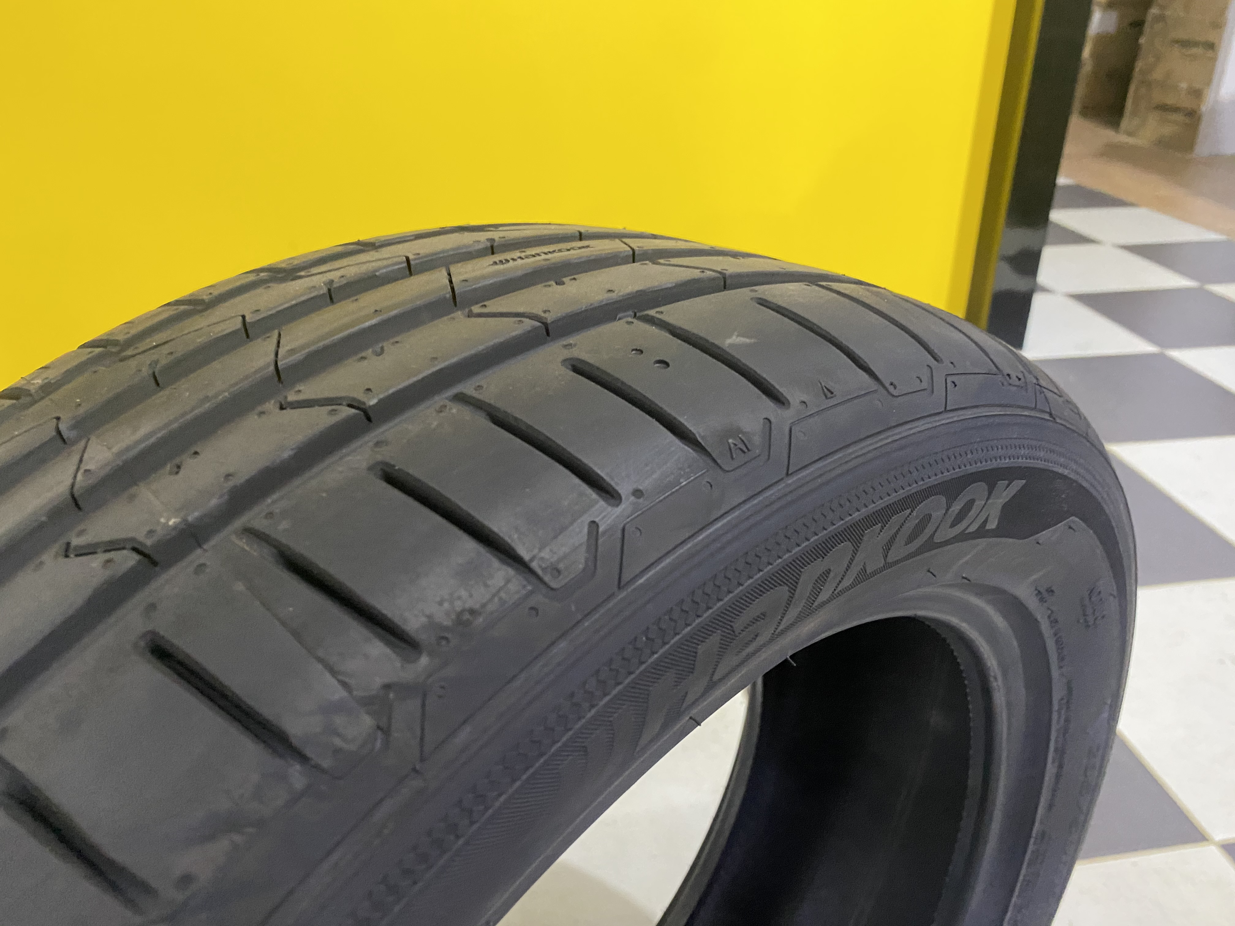 HANKOOK VENTUS PRIME3 K125 ขนาด 235/50R19