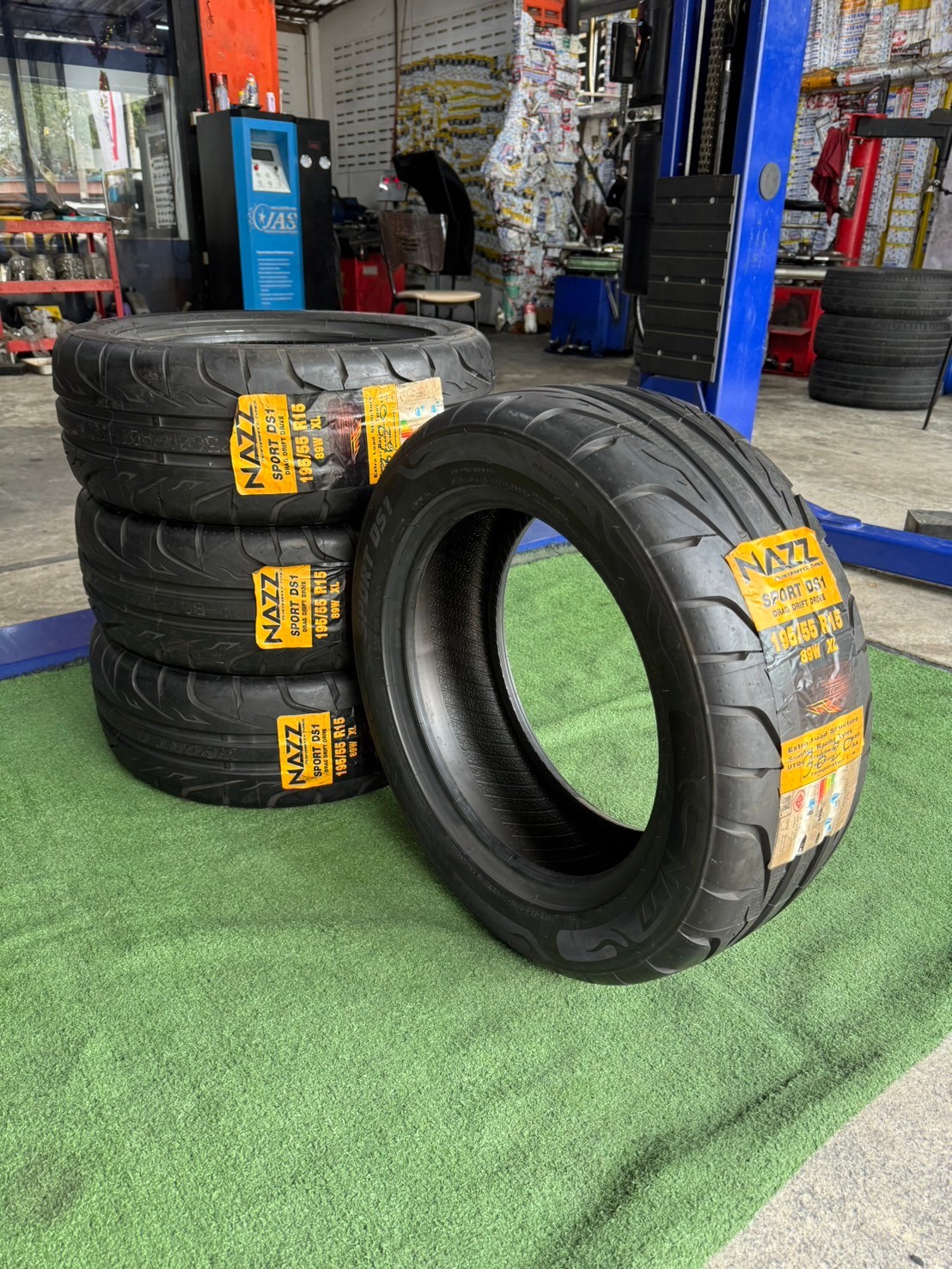 ยางซอฟ #NAZZ Sport DS1 195/55R15 ยางใหม่ค้างปี 2020💥 (4เส้น)