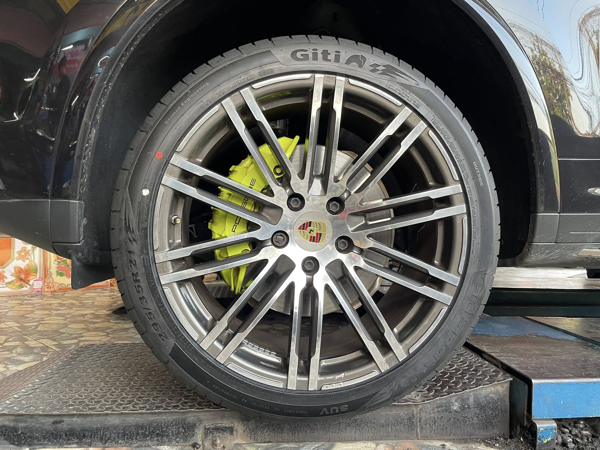 PORSCHE_CAYENNE เปลี่ยนยาง 💫 #GITI_Sport_S2_295/35R21