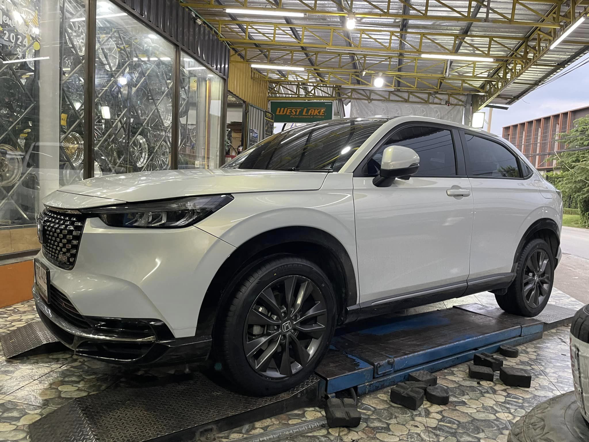 🚘 #HONDA_HRV #เปลี่ยนยาง #OTANI #KN1000 225/50R18