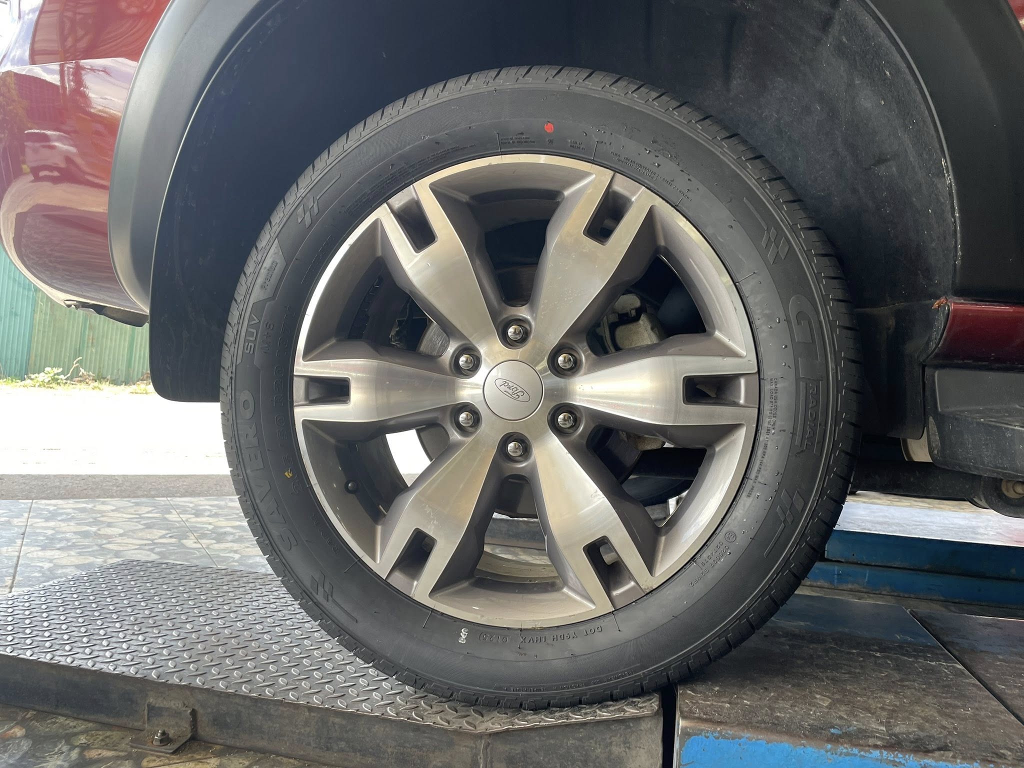 #FORD_EVEREST🛞 🚘เปลี่ยนยาง 🛞🐘#GT RADIAL #SAVERO SUV 265/50R20