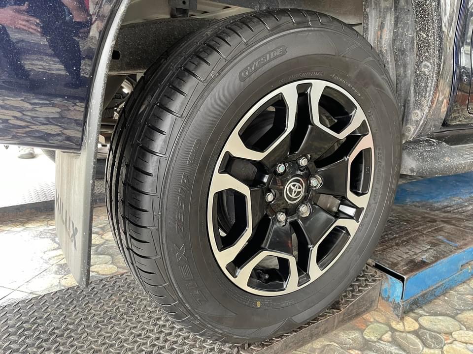 เปลี่ยนยาง #TOYOTA_REVO 🚘❤️💫 🐘#FALKEN_ZIEX ZE914 ECORUN 265/60R18