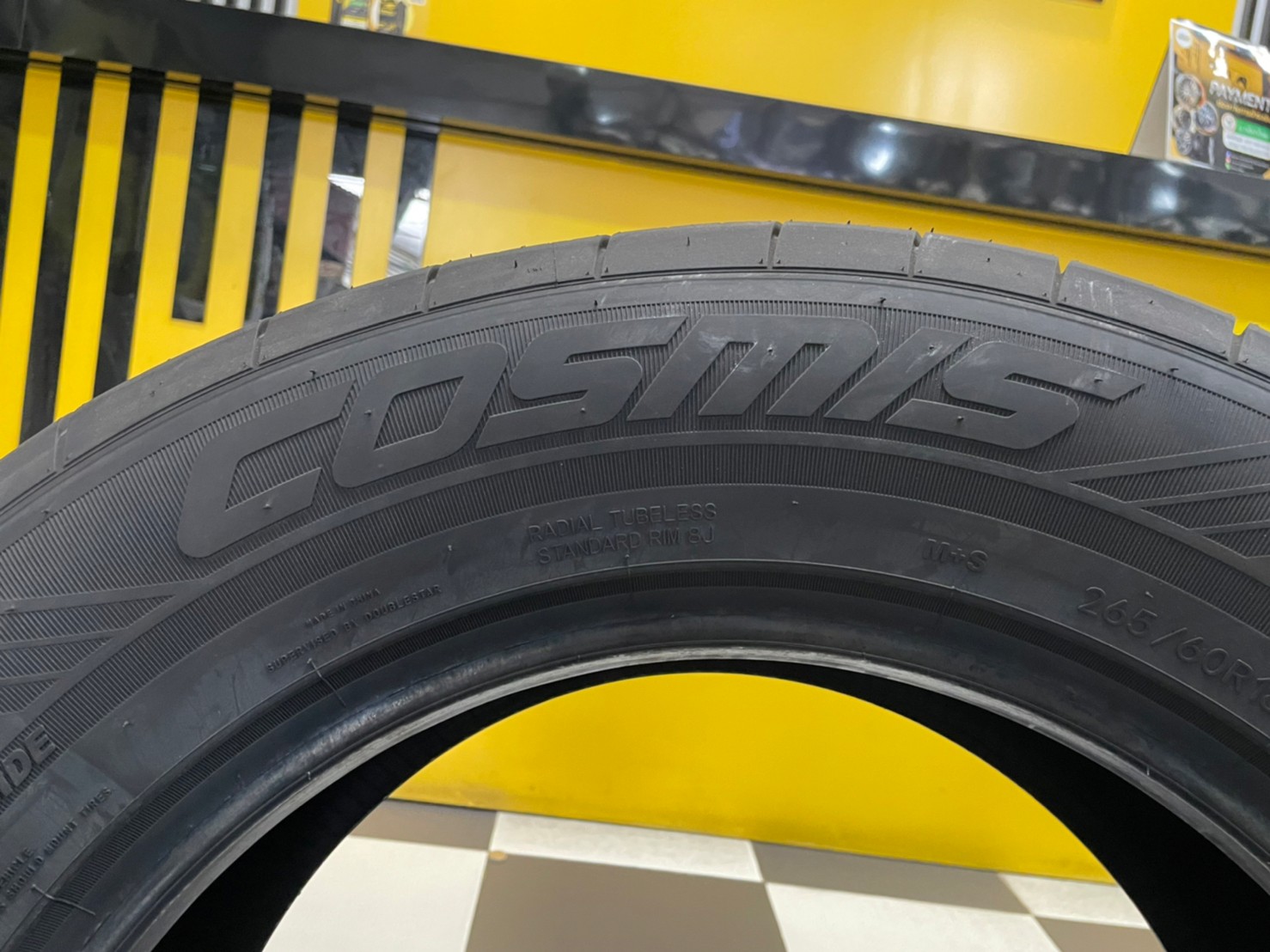 Cosmis T1RS 265/60R18 ยางใหม่ปี2022 ลายสปอร์ต