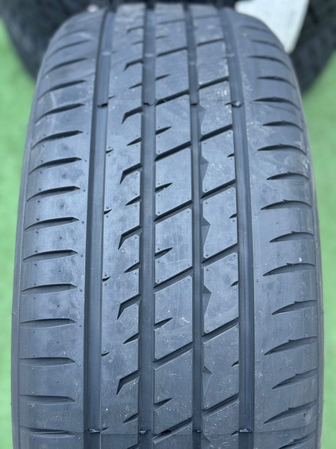 ยางรถยนต์ Lenso D-1CS 235/50R18 ยางใหม่ปี2024