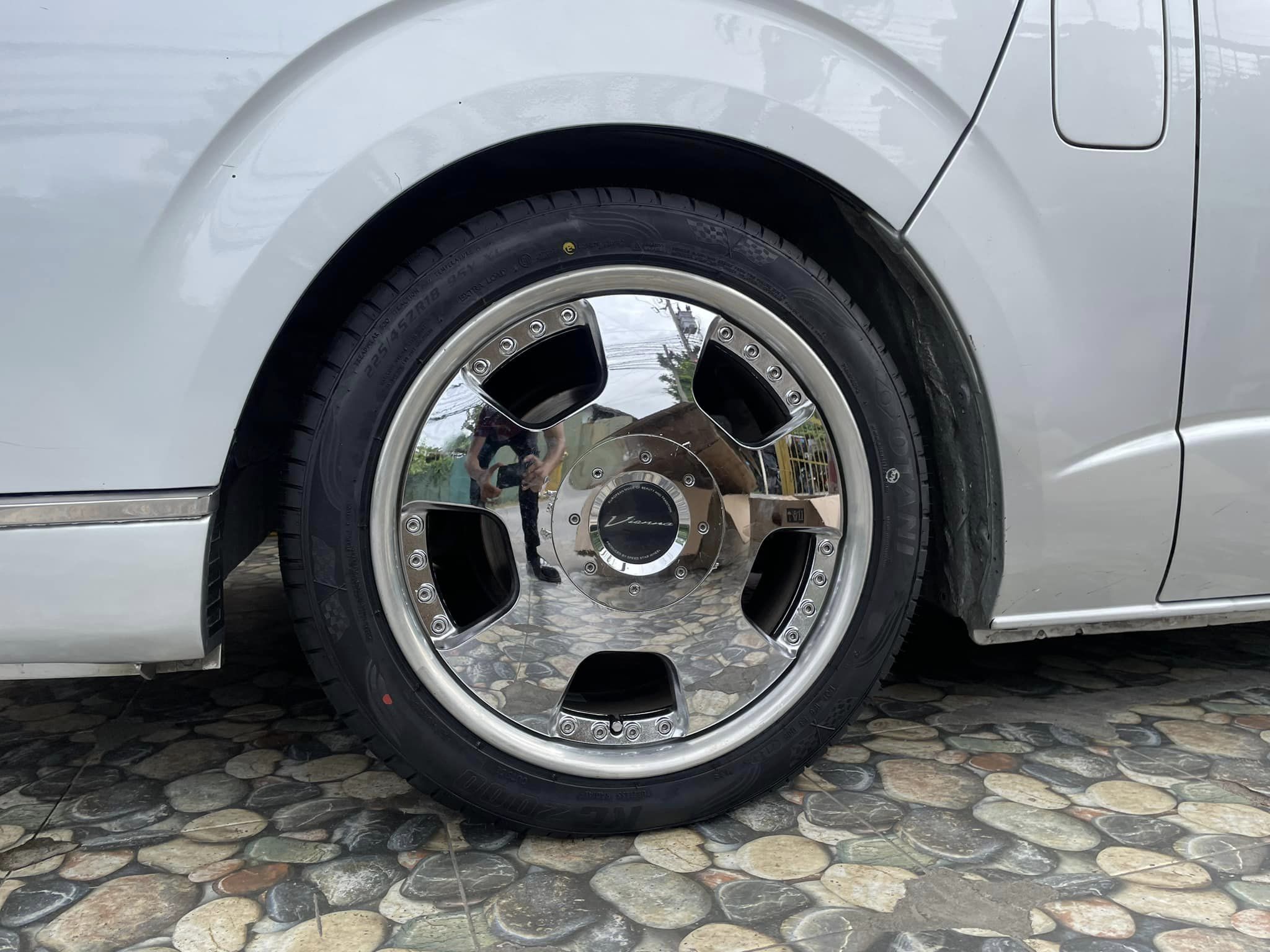 TOYOTA_COMMUTER #เปลี่ยนยาง #OTANI #KC2000 225/45R18