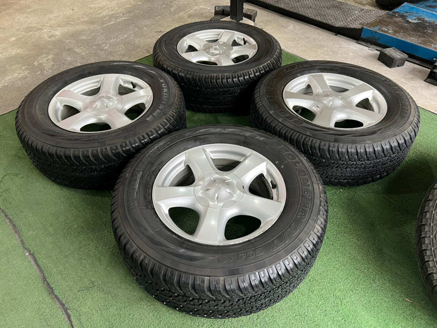ล้อ ISUZU พร้อมยางYOKOHAMA 265/65R17