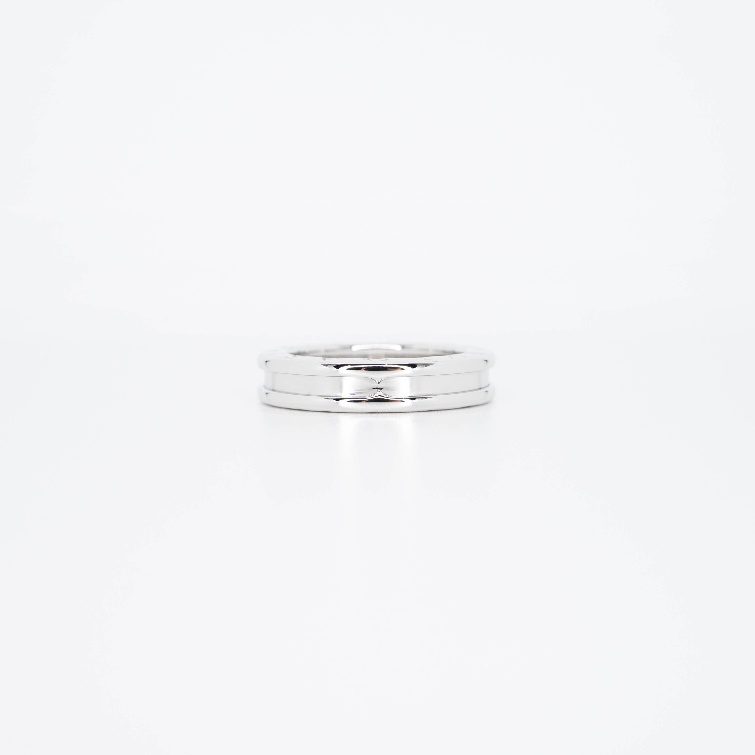 แหวน Bvlgari B.zero1 1band ทองขาว18K ไซส์ 51# (Used)