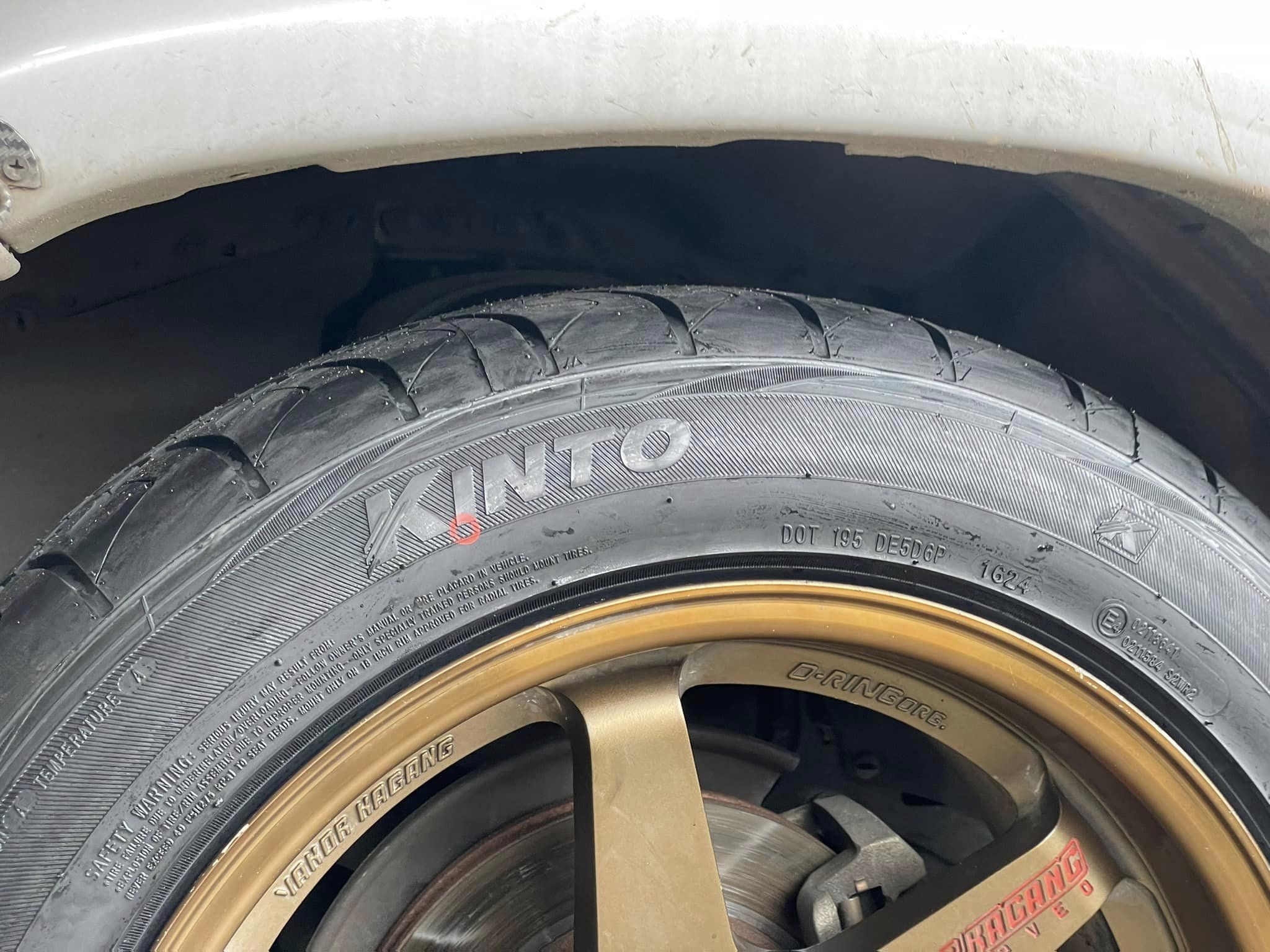 TOYOTA_REVO เปลี่ยนยาง #KINTO_V-36_255/50R18