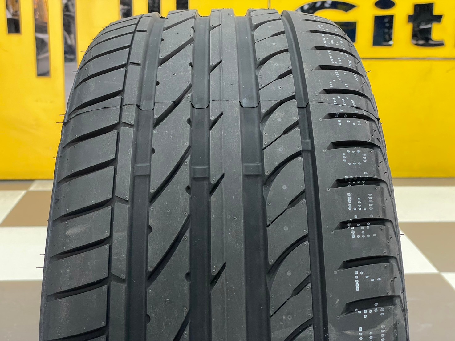 ยางไซหลุน #Sailun Atrezzo ZSR 245/35R20 ยางใหม่ปี2024