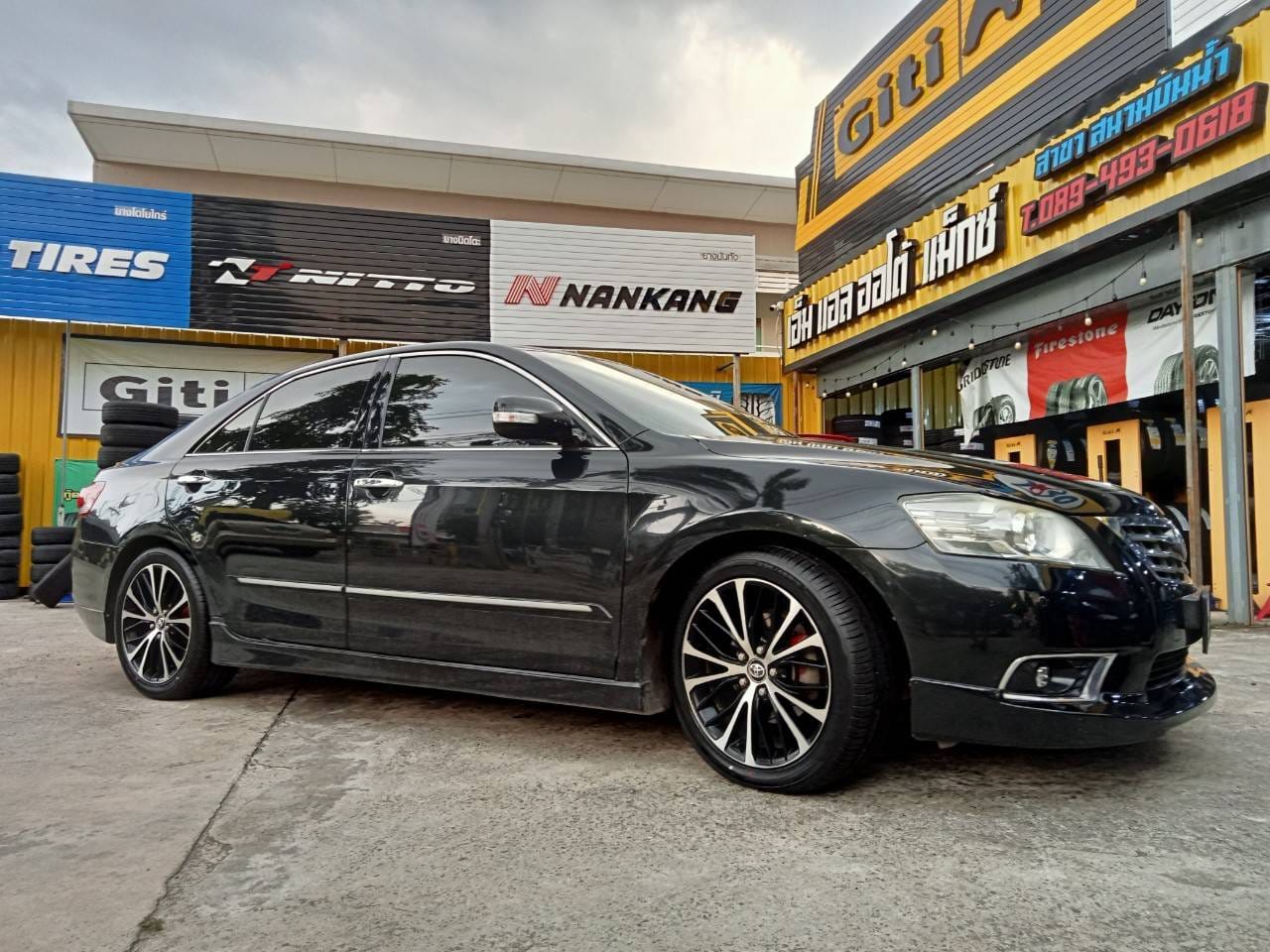 🚘#TOYOTA_CAMRY เปลี่ยนยางจีที 🛞 #GITI #ControlP10 235/45R18 ยางแบรนด์ประเทศสิงคโปร์ เทคโนโลยีการผลิตเยอรมัน