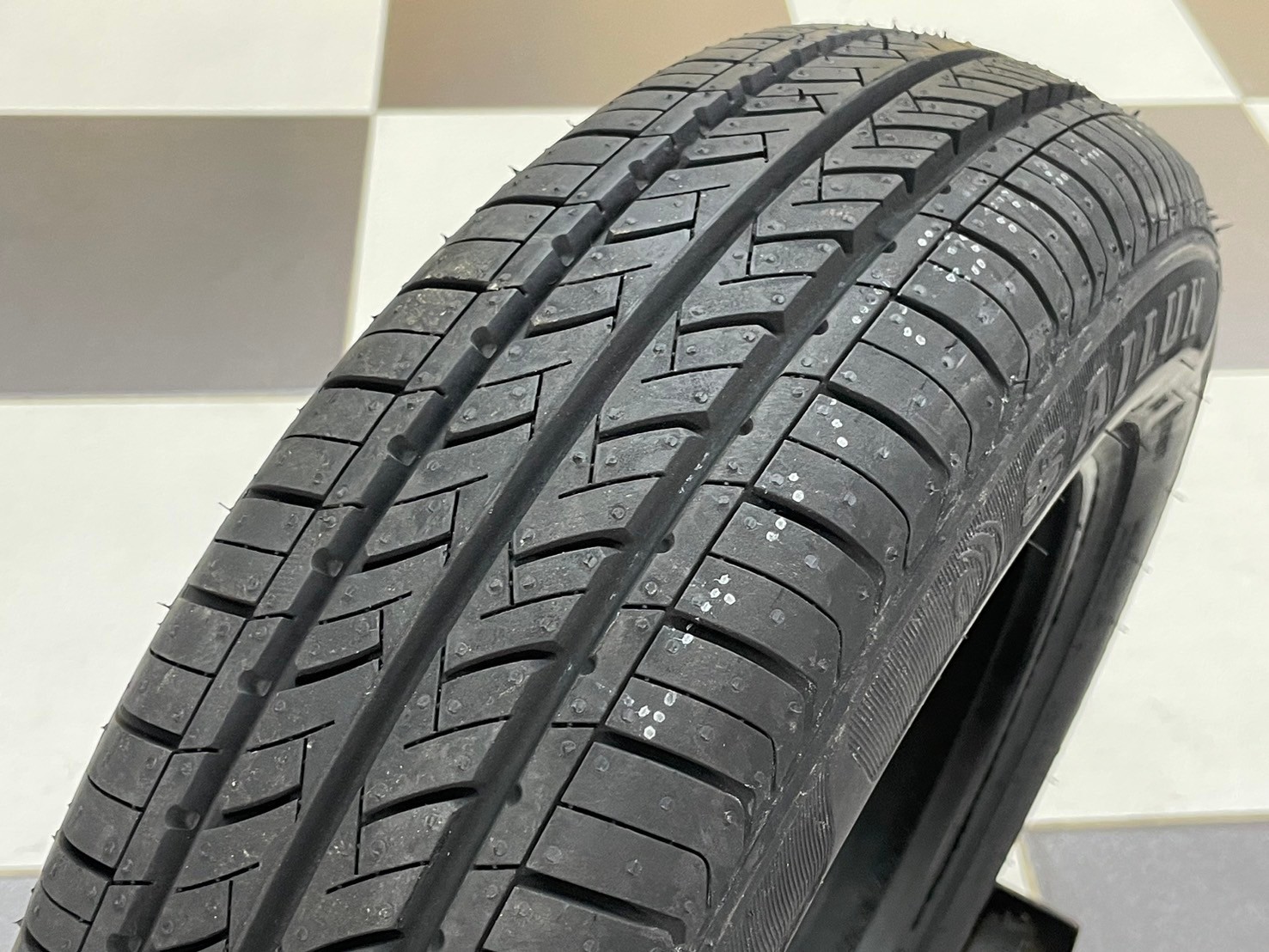 ยางใหม่ #SAILUN "ไซหลุน" #145/70R12 ยางใหม่ปี2024