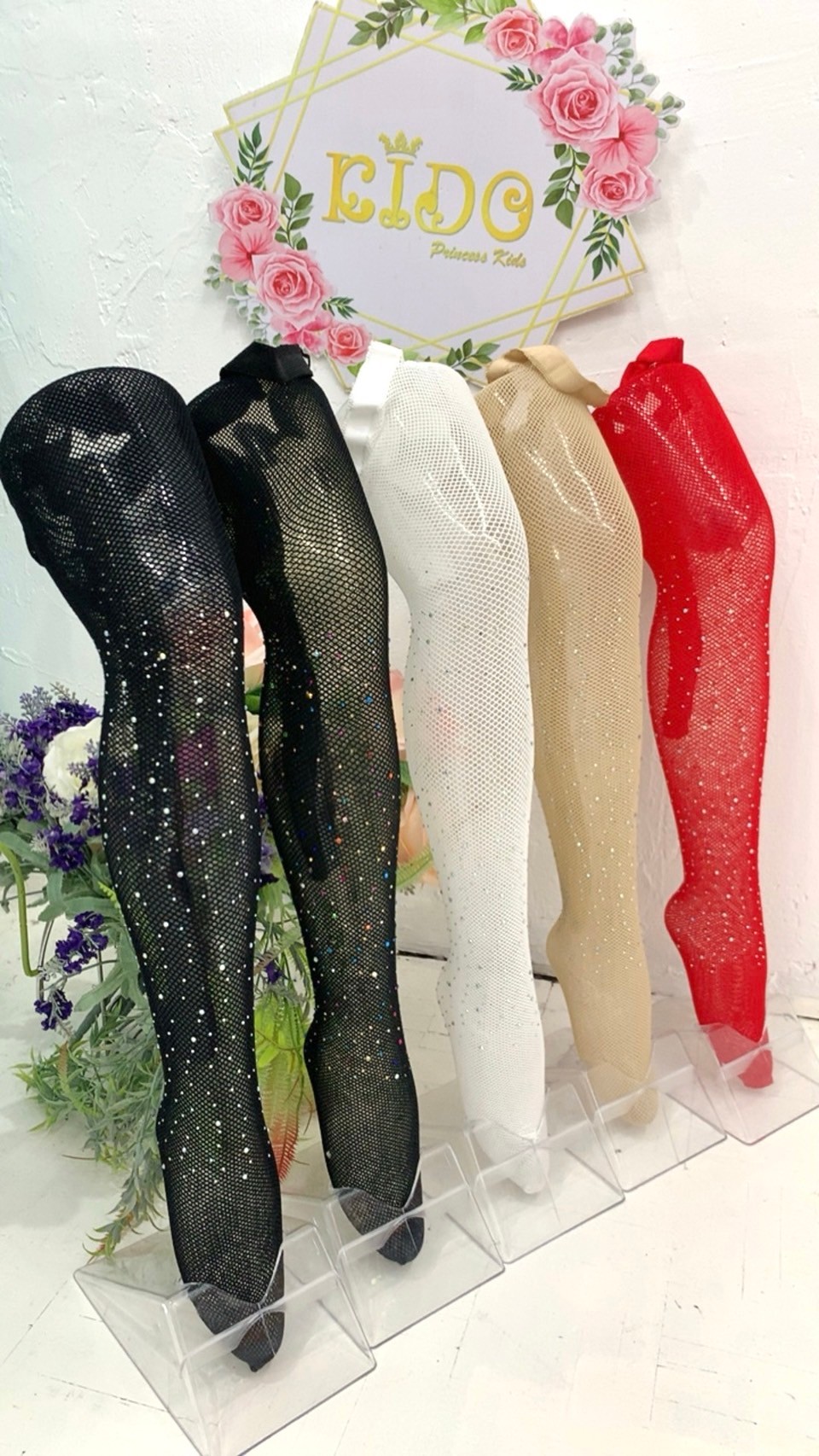 ssถุงน่องเด็ก(หน้าร้านอยู่รัชดา)L204 สีขาว สีดำ สีเนื้อ สีแดง ลายตาข่ายประดับด้วยเพชรสีขาว สวยหรูดูแพงมาก