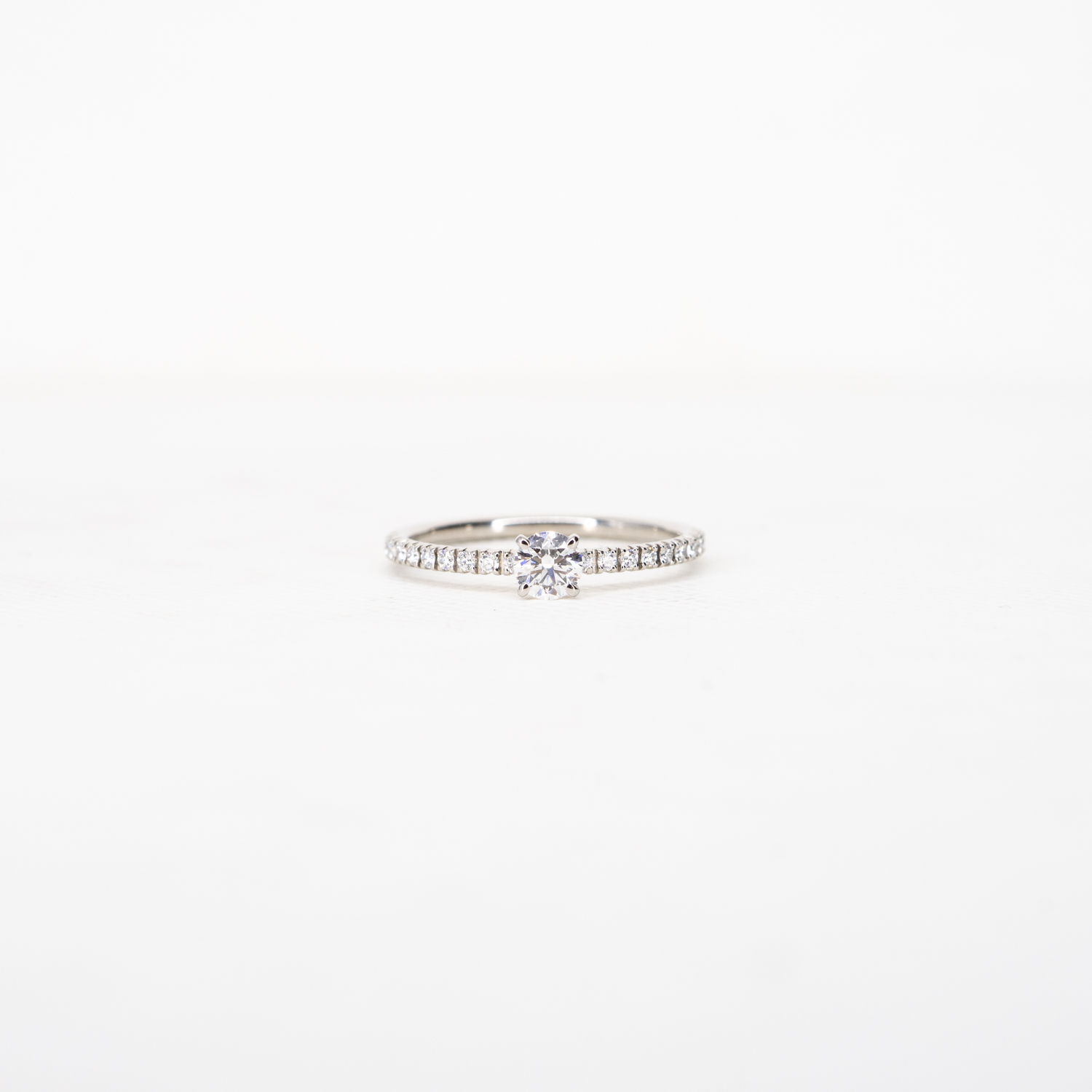 แหวน Cartier Etincelle De Cartier Solitaire ring with 0.26ct E VVS1 Platinum950 ไซส์ 47# (Used)กล่องและการ์ดและใบเซอร์GIA