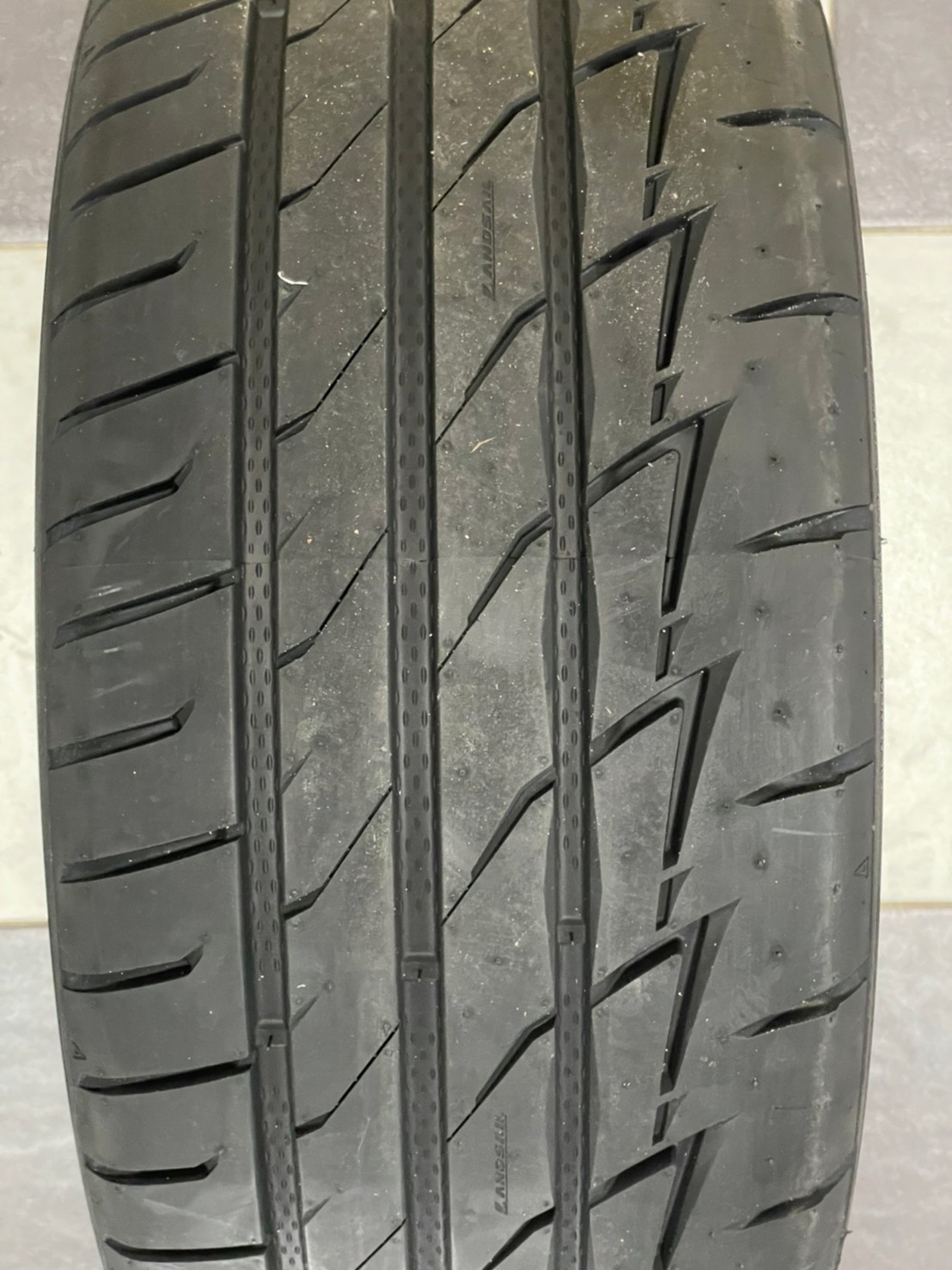 225/40R18 ยางลายซิ่ง 🔥🔥🔥Landsail RS009 ยาง