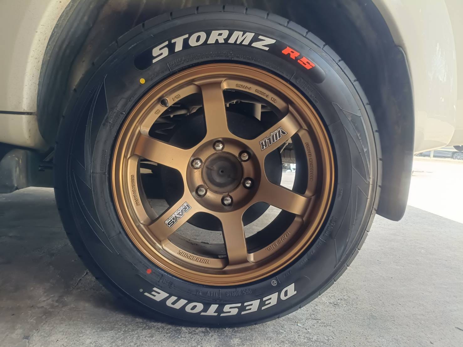 ยางใหม่ DEESTONE STORMZ RS 265/60R18