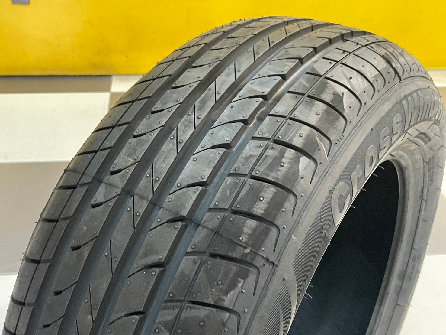 ยางรถยนต์คุณภาพดี #Linglong(หลิงหลง) Crosswind HP 195/60R15 ยางใหม่ปี2024 ยางผลิตไทย
