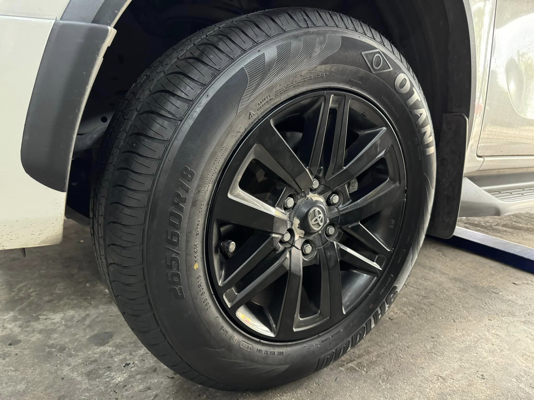 🚘 #TOYOTA_FORTUNER #มั่นใจใช้ยางโอตานิ เปลี่ยนยาง 🛞 ￼#OTANI #SA1000 265/60R18