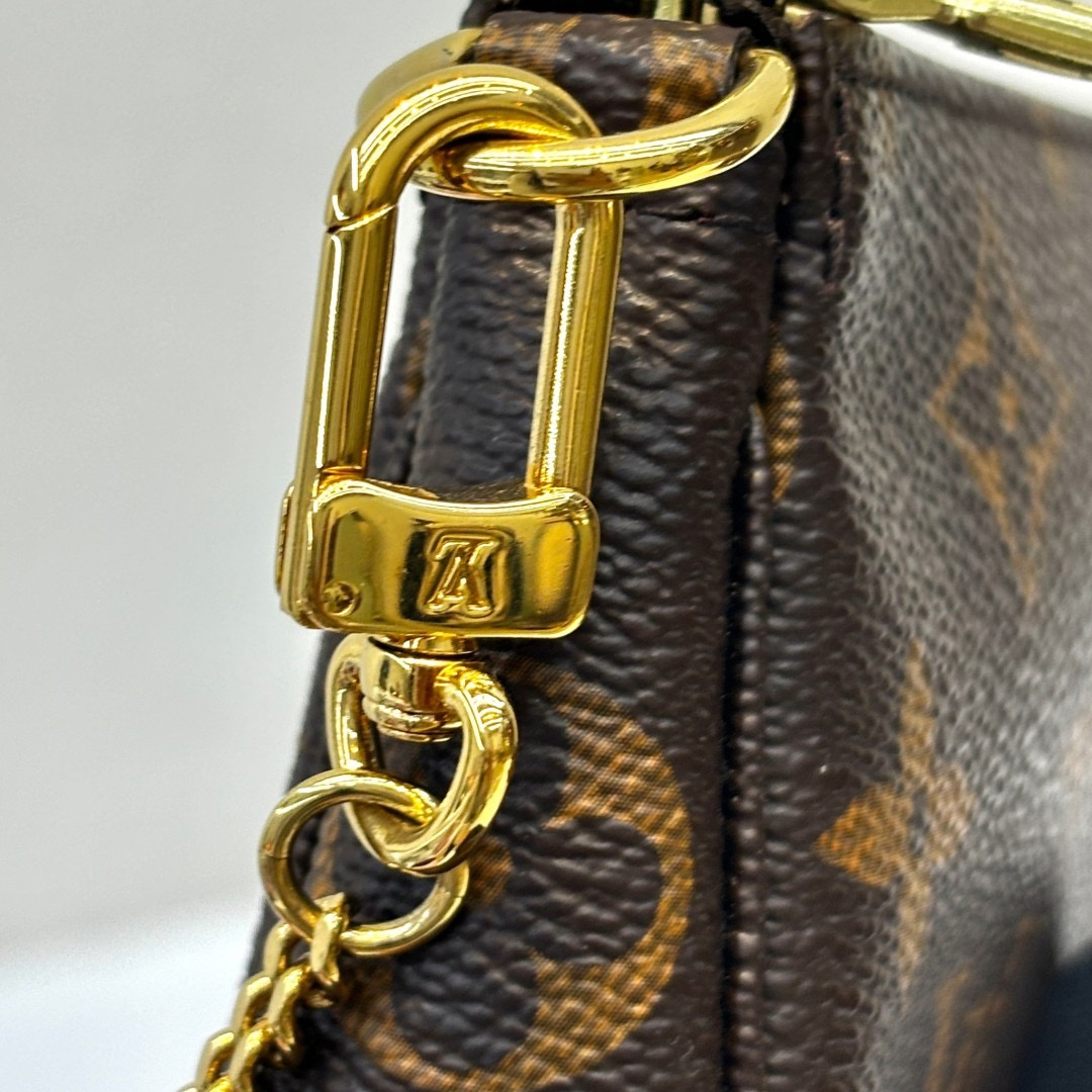 กระเป๋าLv mini pochette มือสอง