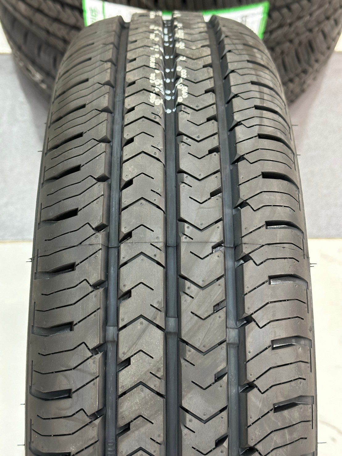 🔥🔥🔥ราคาโปรโมชั่น🔥🔥🔥 ยางใหม่ GOODRIDE SC326 195R14C ยางใหม่ปี2024