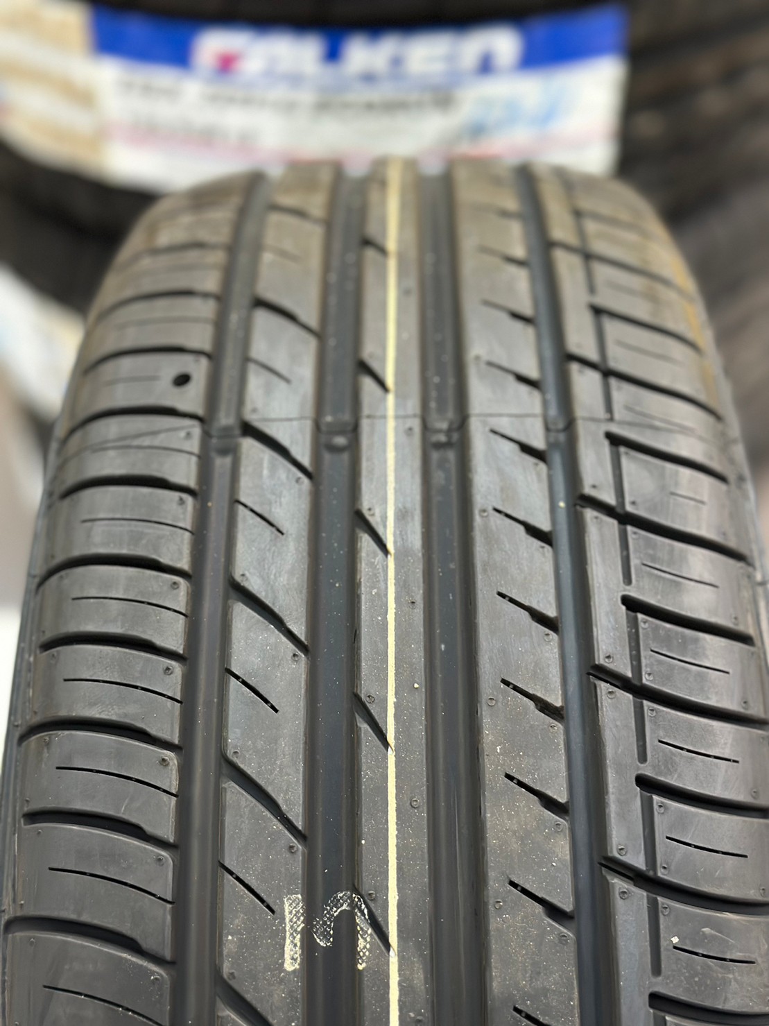 ยางใหม่ Falken ZE914 195/55R15 ยางใหม่ปี2023 ราคาโปรโมชั่นพิเศษ 4เส้น 5400บาท พร้อมติดตั้งฟรี สินค้ามีจำนวนจำกัด