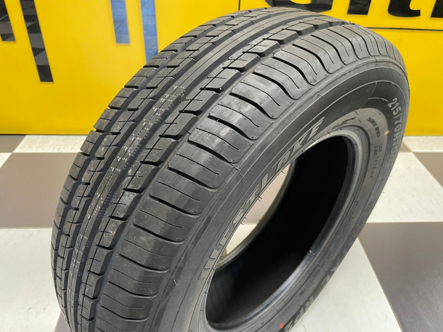 WESTLAKE RP26 215/70R15 ยางใหม่ปี2022