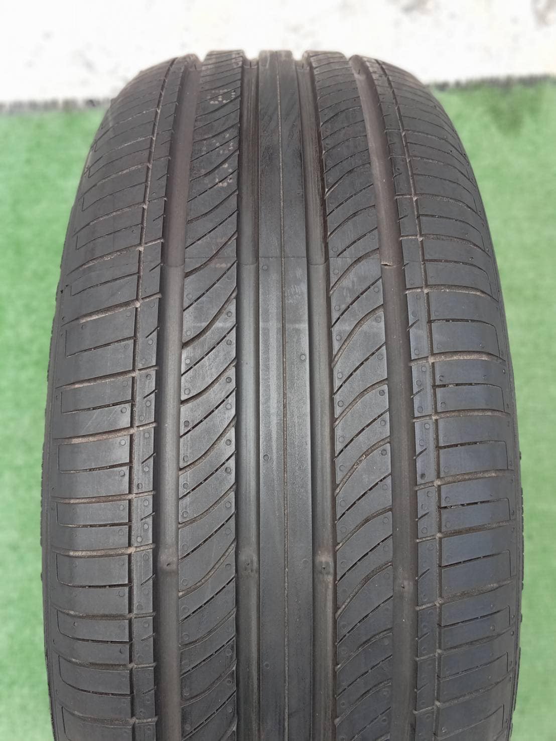 ยางใหม่ปีเก่า #GITI_ComfortF22 215/55R17 ยางปี22 (มี1เส้น)