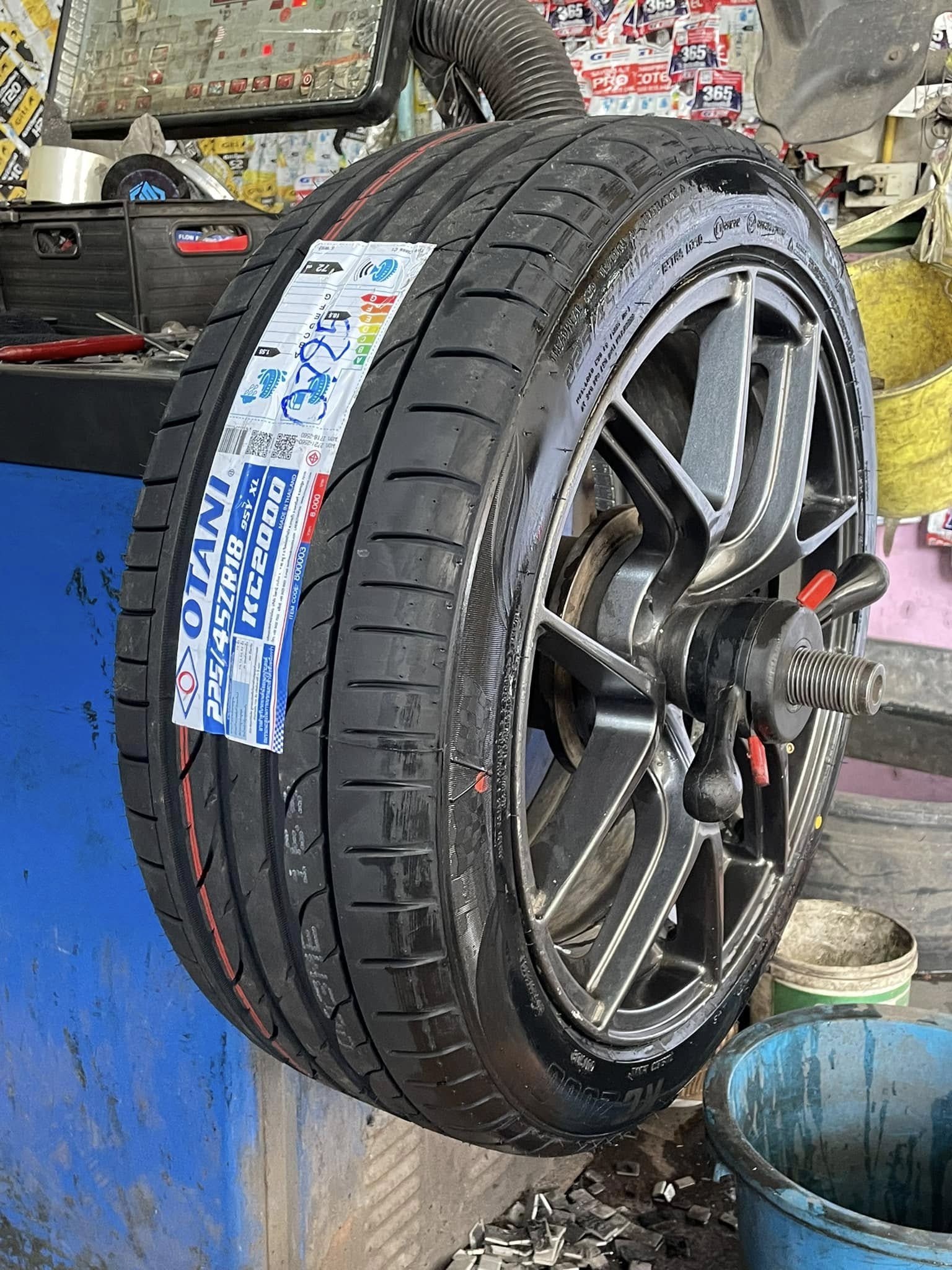 🚘 #SUZUKI_ERTIGA🛞#เปลี่ยนยาง #OTANI #KC2000 225/45R18