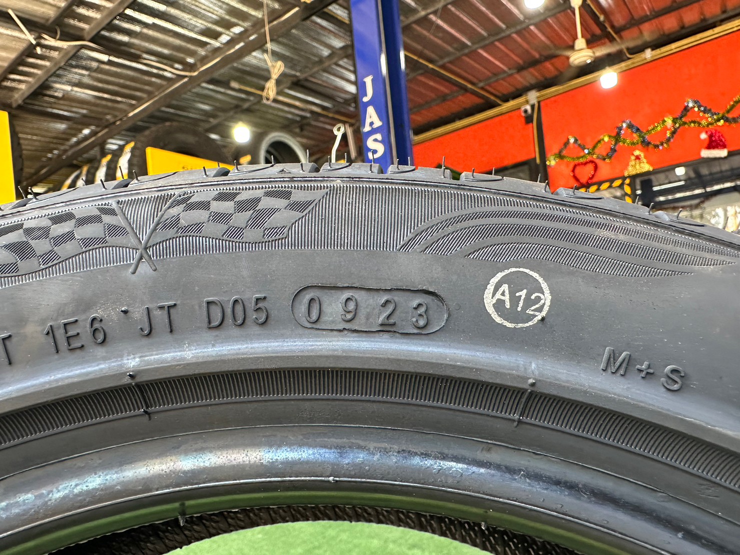 OTANI EK1000 185/55R16ยางใหม่ปี2023 ราคาพิเศษพร้อมติดตั้งฟรี สามารถสอบถามเพิ่มเติมได้ค่ะ