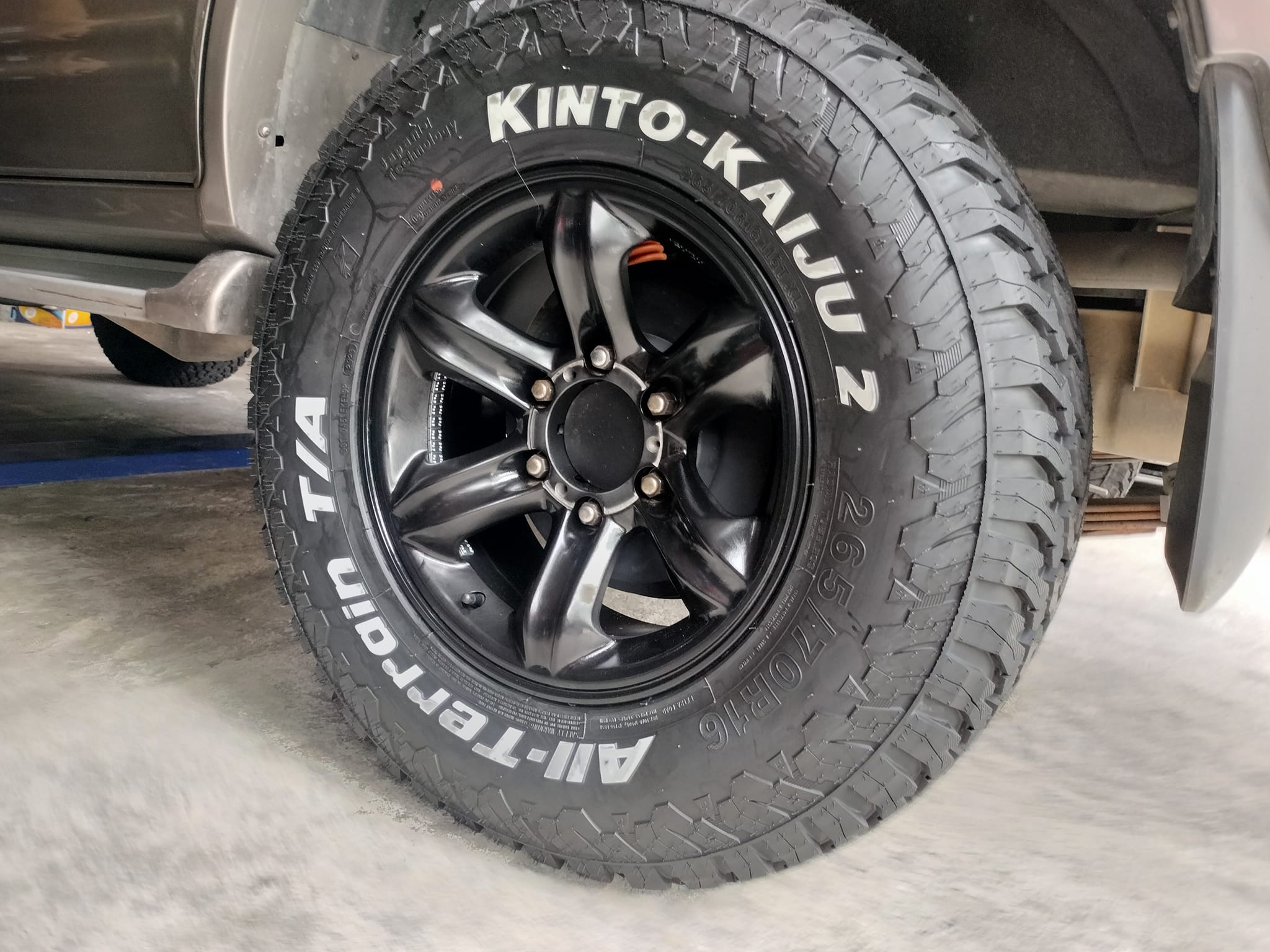 #ISUZU_TURBO #KINTO_KAIJU2_265/70R16